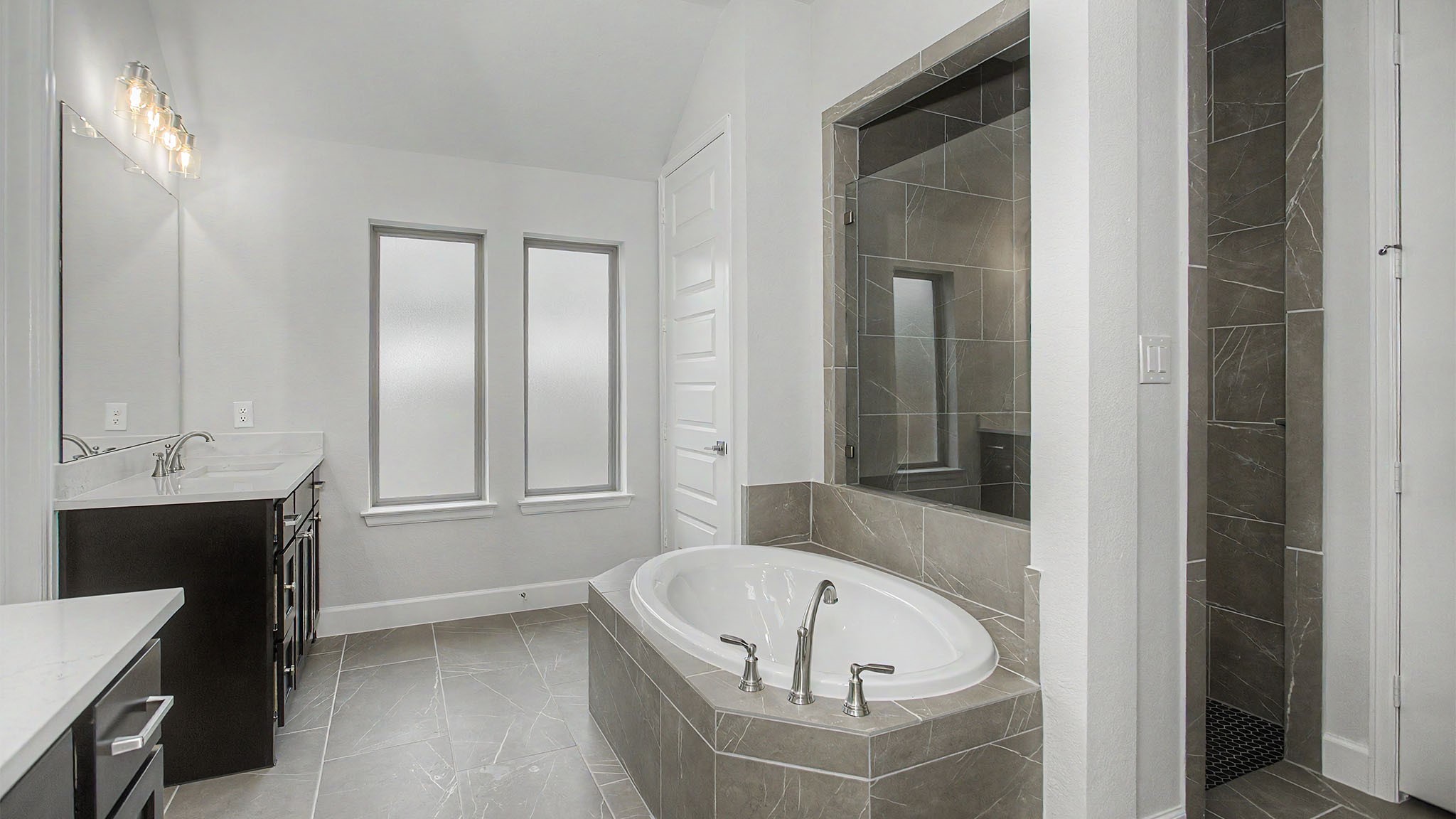 5727 Bobwhite Trail Property Photo 9