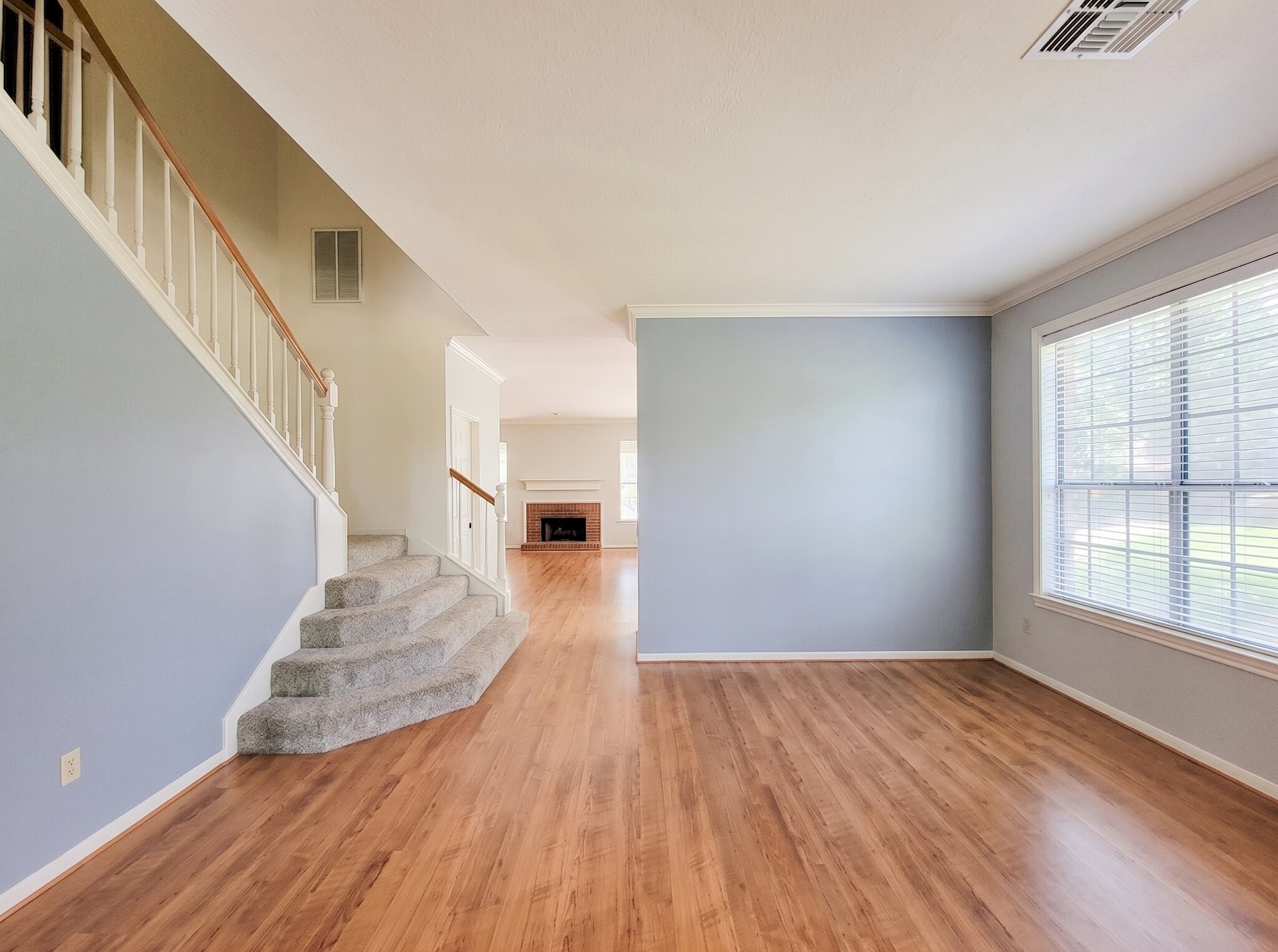 20303 Vaulted Chestnut Lane Property Photo 10