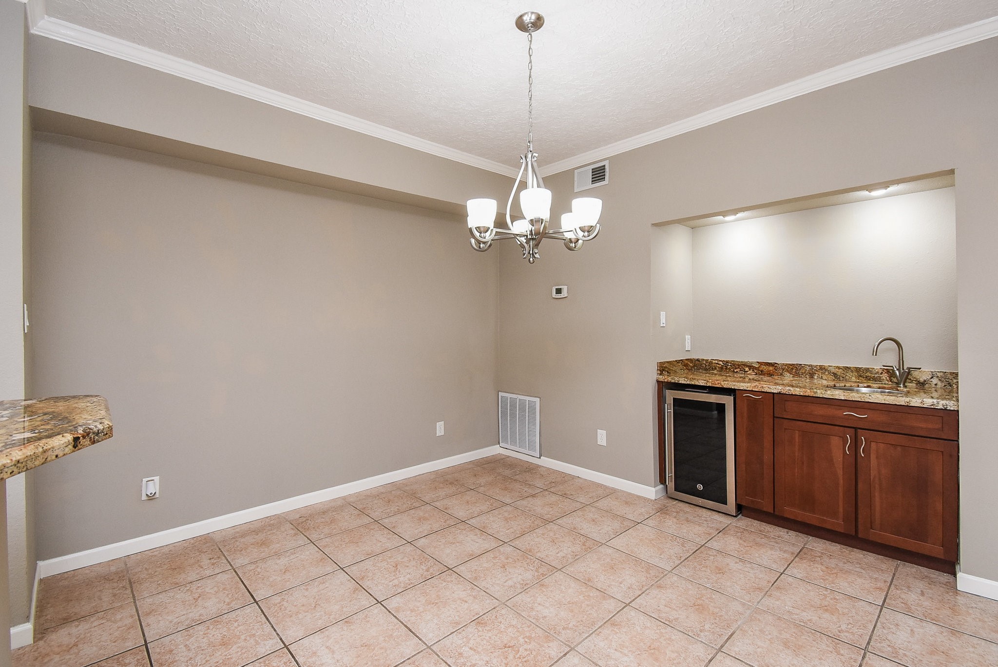 9400 Doliver Drive 56 Property Photo 7