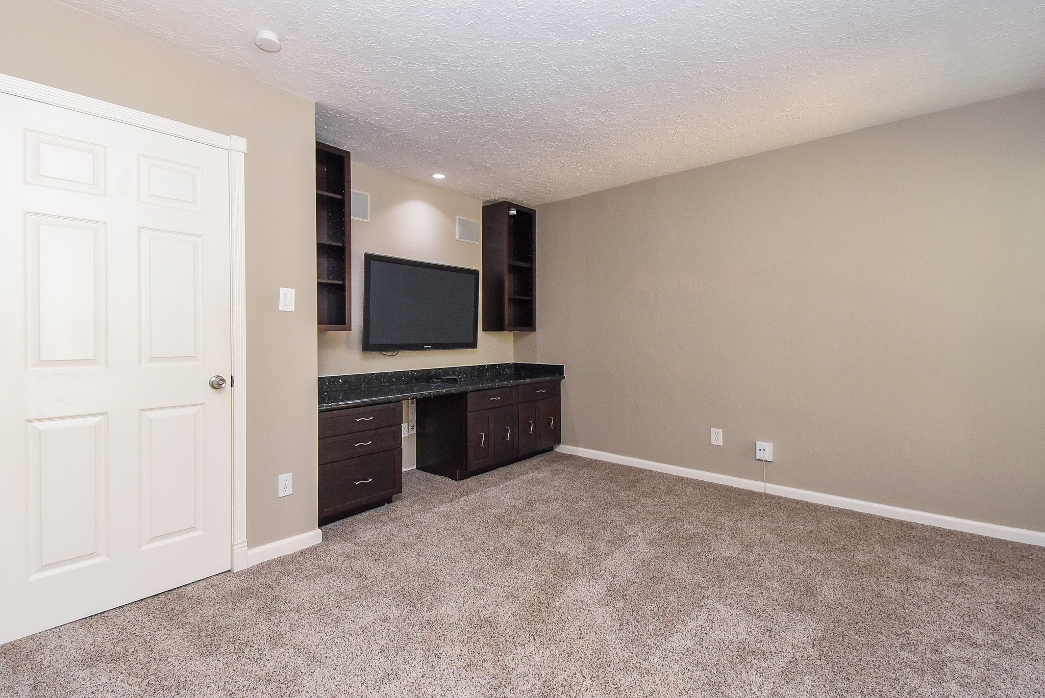 9400 Doliver Drive 56 Property Photo 23