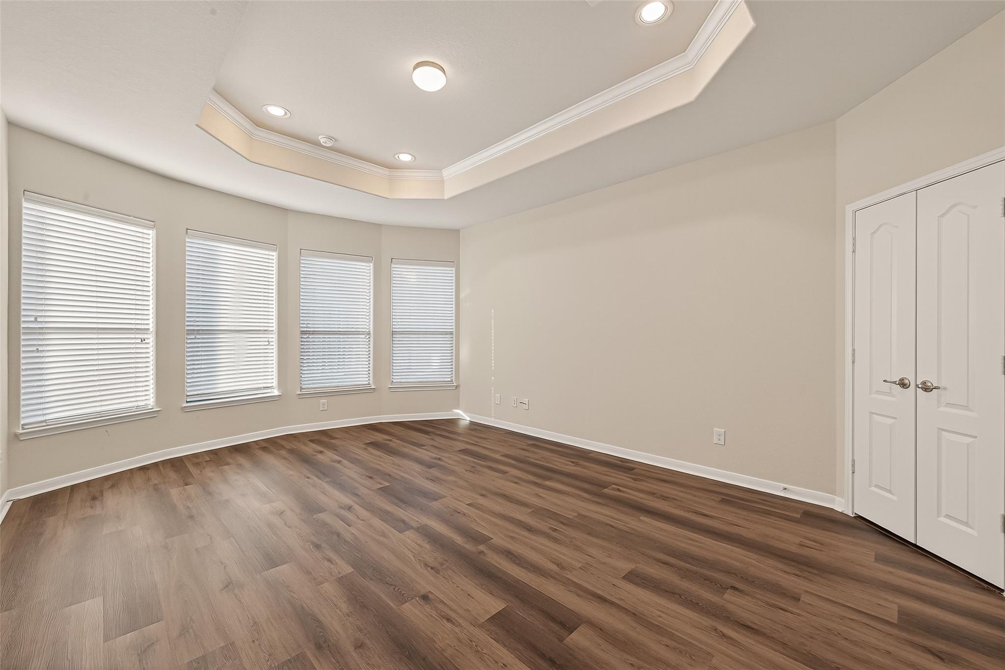 25354 Holton Ridge Drive Property Photo 15