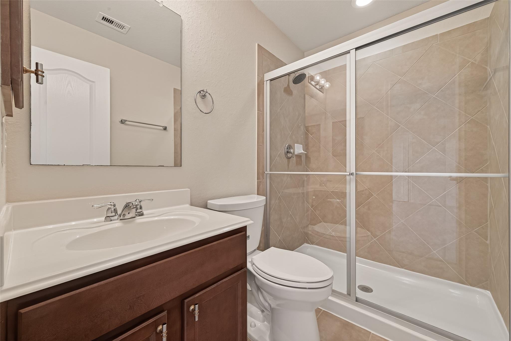 25354 Holton Ridge Drive Property Photo 25