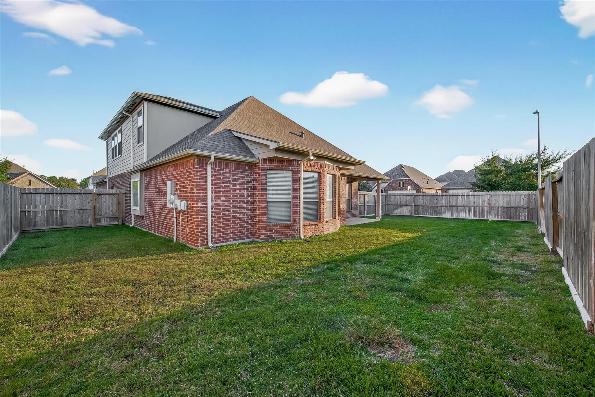 25354 Holton Ridge Drive Property Photo 28