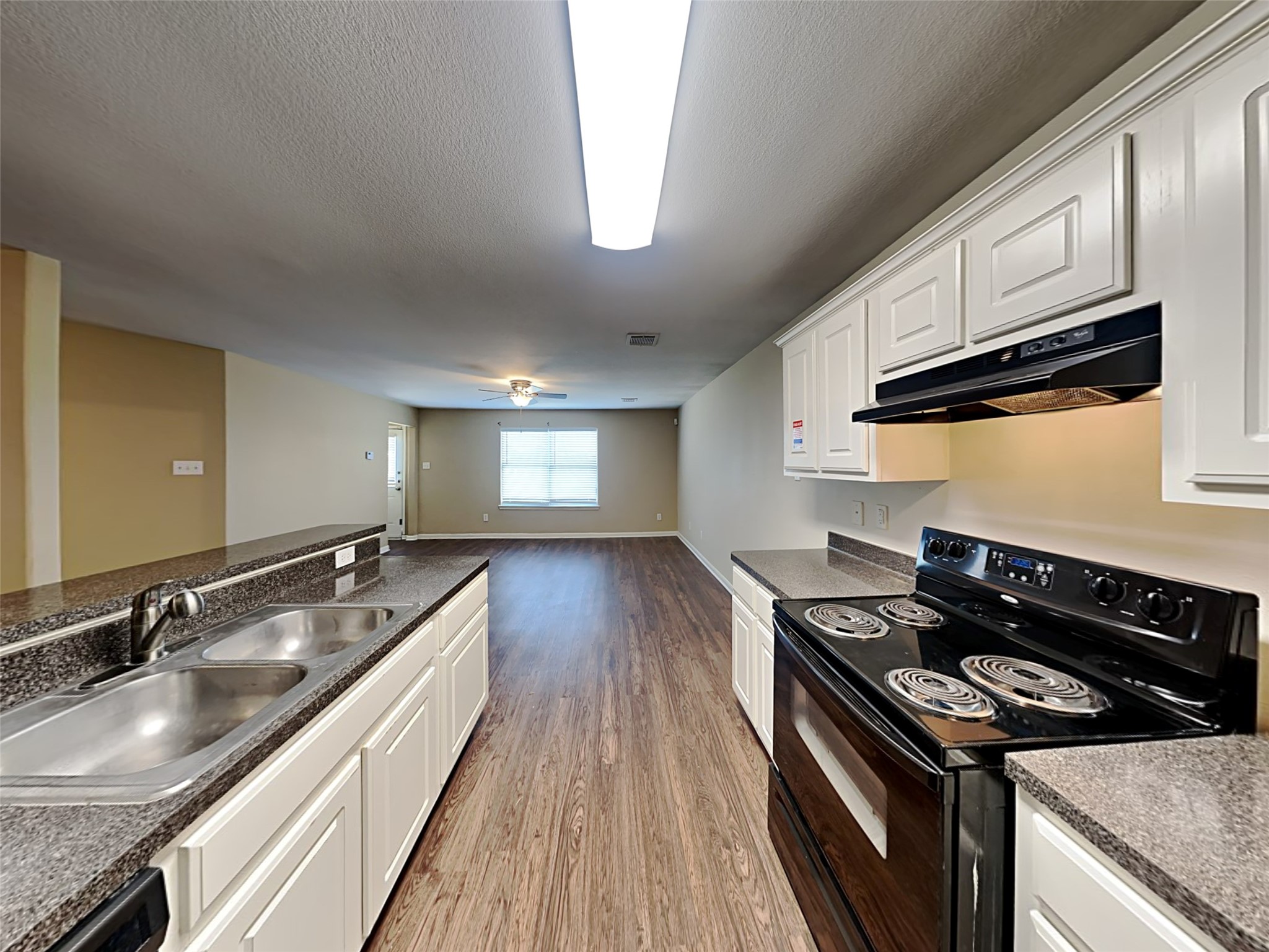 4407 Nueces River Loop Property Photo 2
