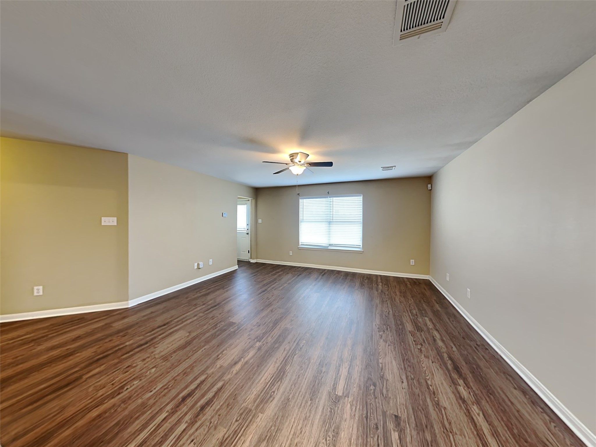 4407 Nueces River Loop Property Photo 6