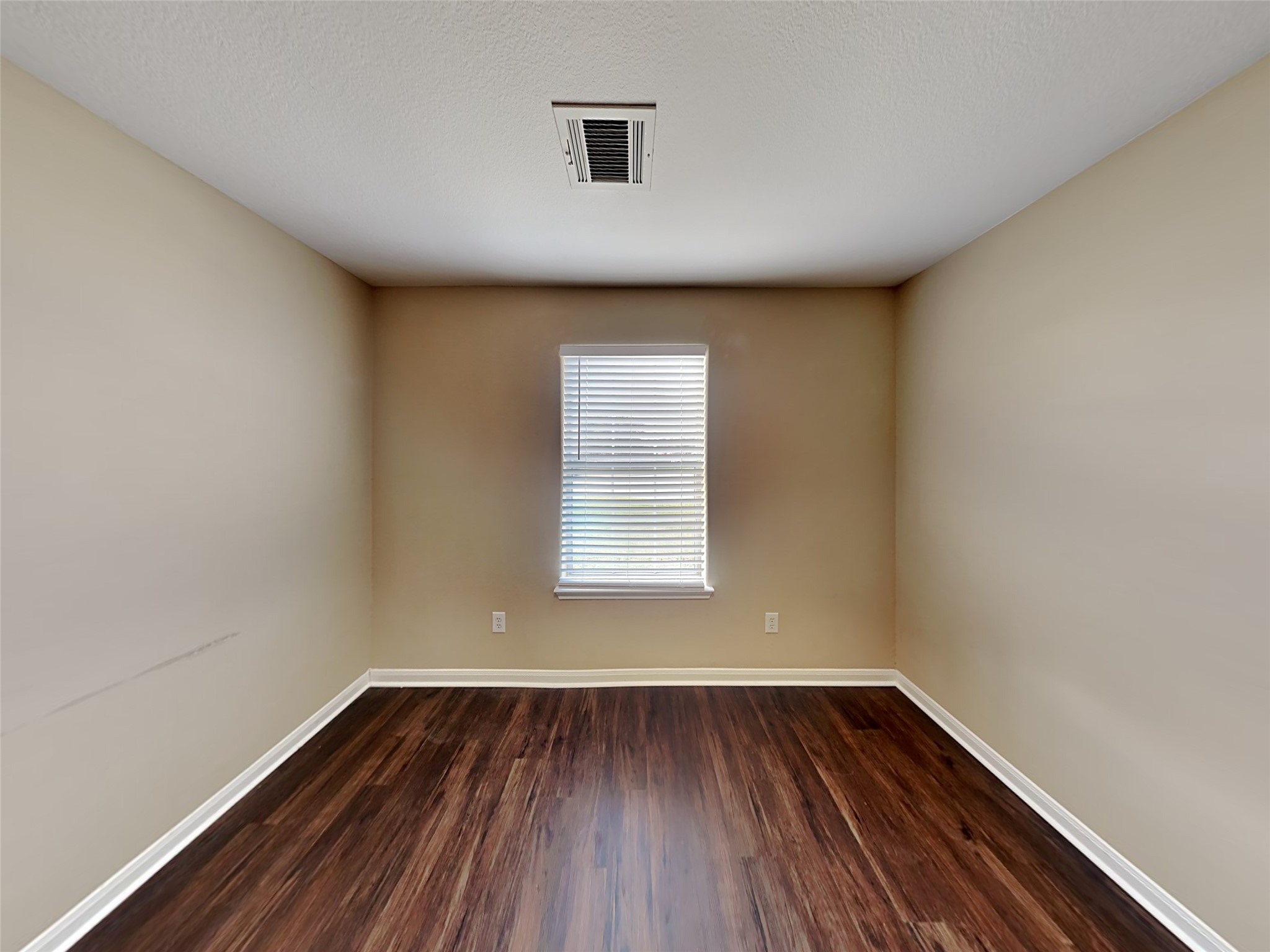 4407 Nueces River Loop Property Photo 12