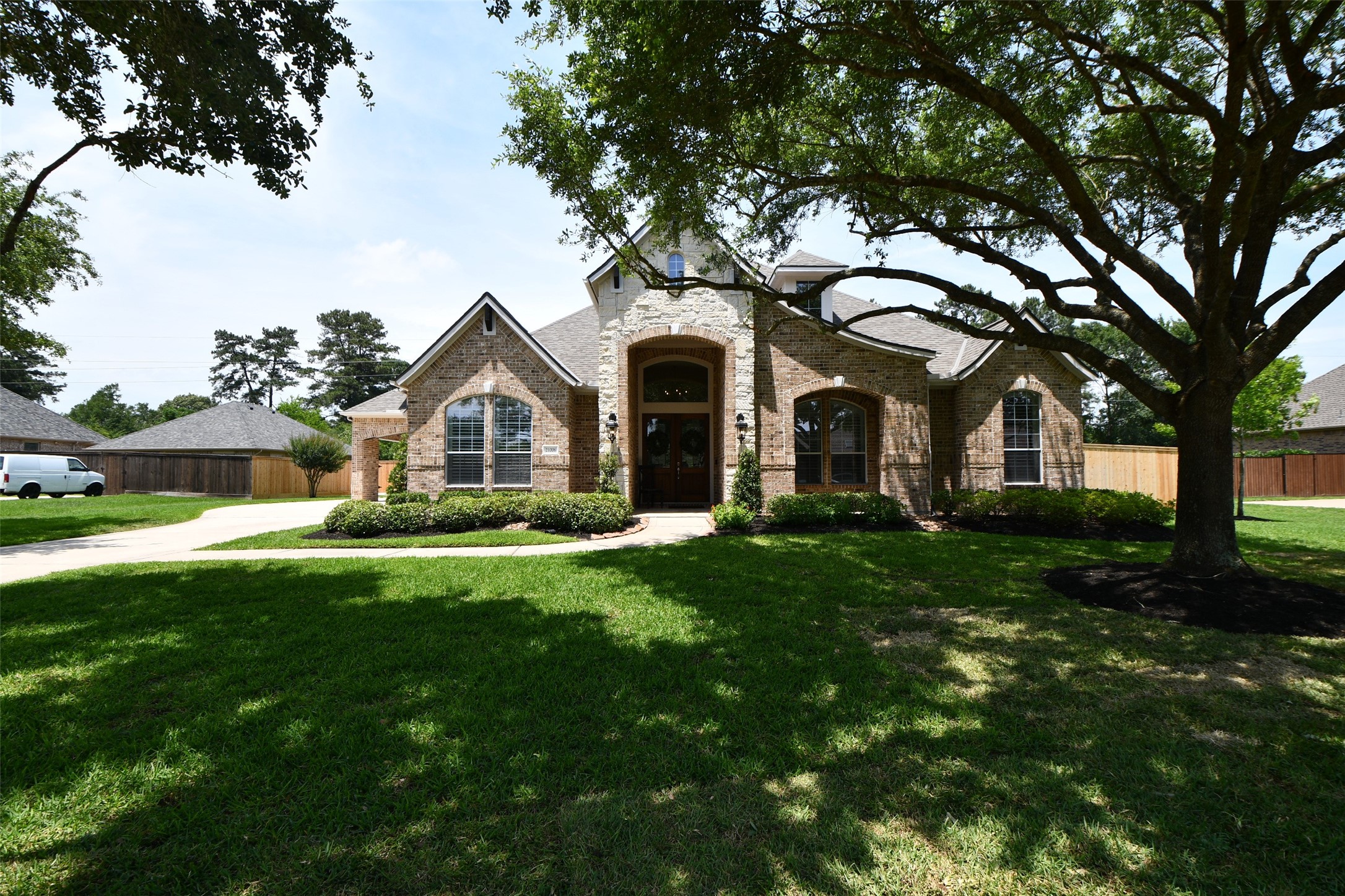 21006 Refuge Creek Drive Property Photo 2