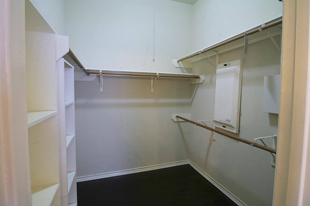 10011 Adobe Drive Property Photo 11