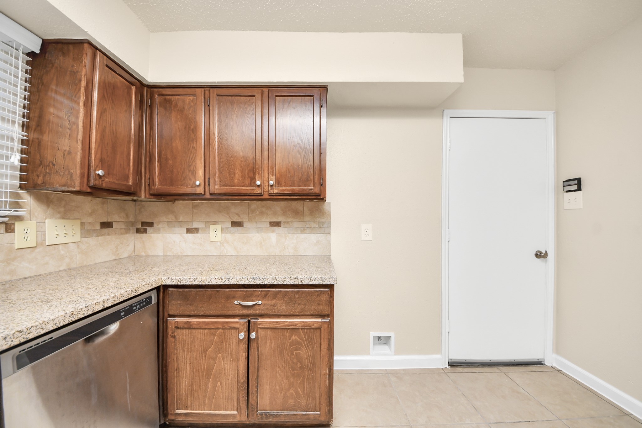 7634 Alegria Drive Property Photo 17