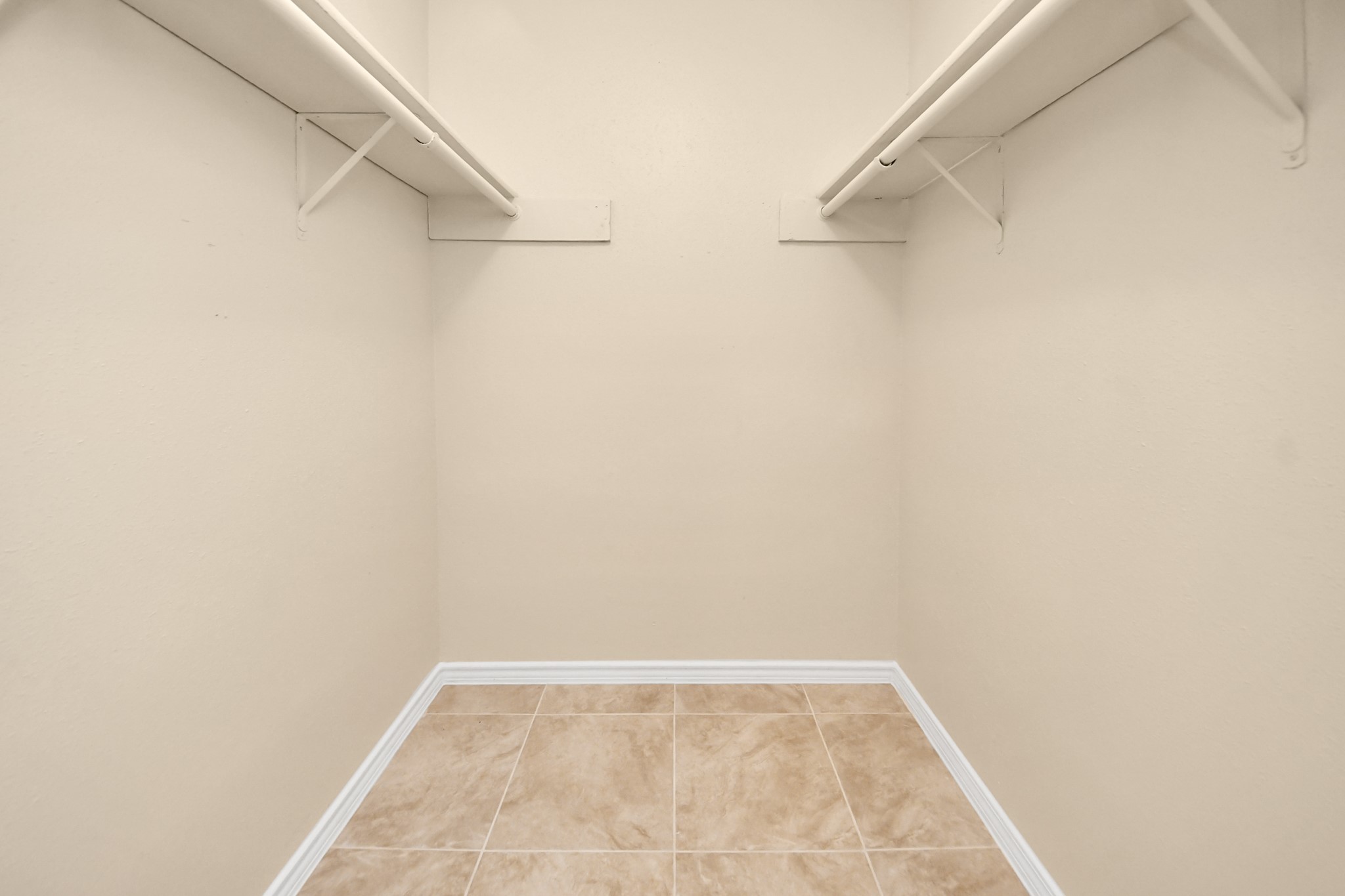 7634 Alegria Drive Property Photo 21