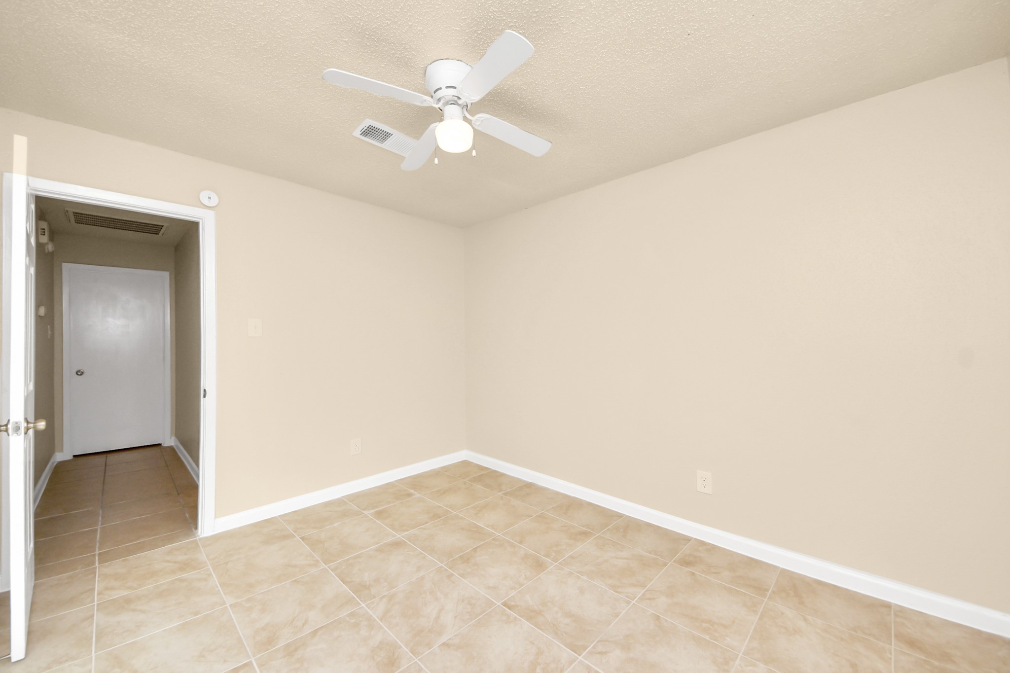 7634 Alegria Drive Property Photo 25