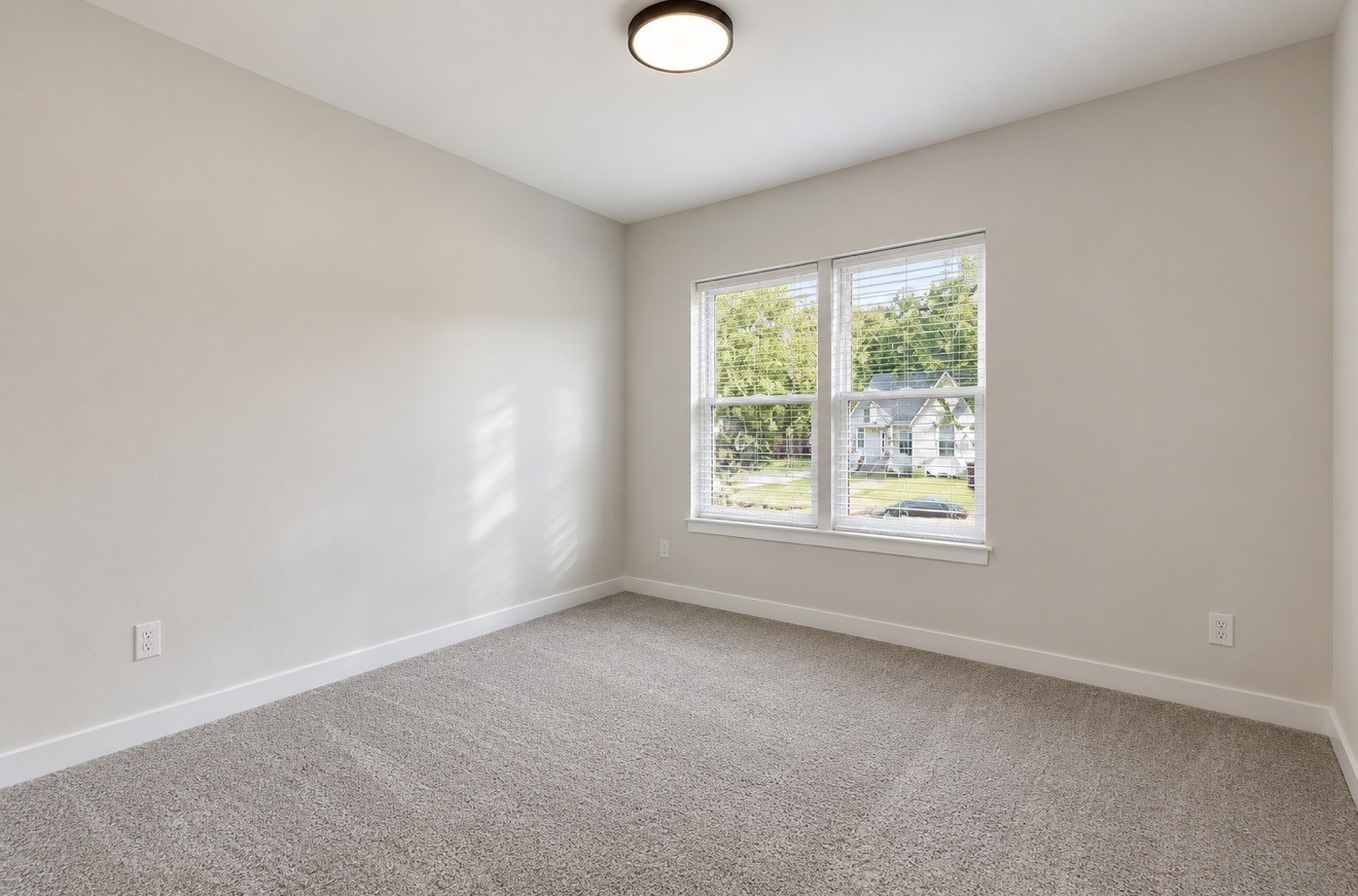 305 E Defee Avenue Property Photo 11