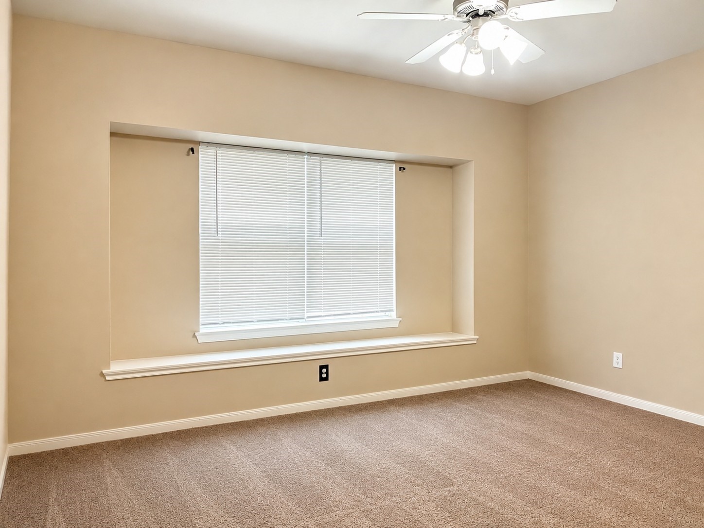 8327 Cassidy Creek Court Property Photo 6
