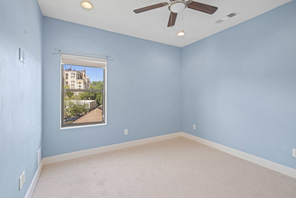 955 Saint Augustine Street Property Photo 16