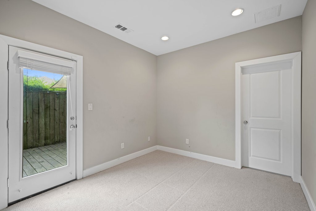 955 Saint Augustine Street Property Photo 19