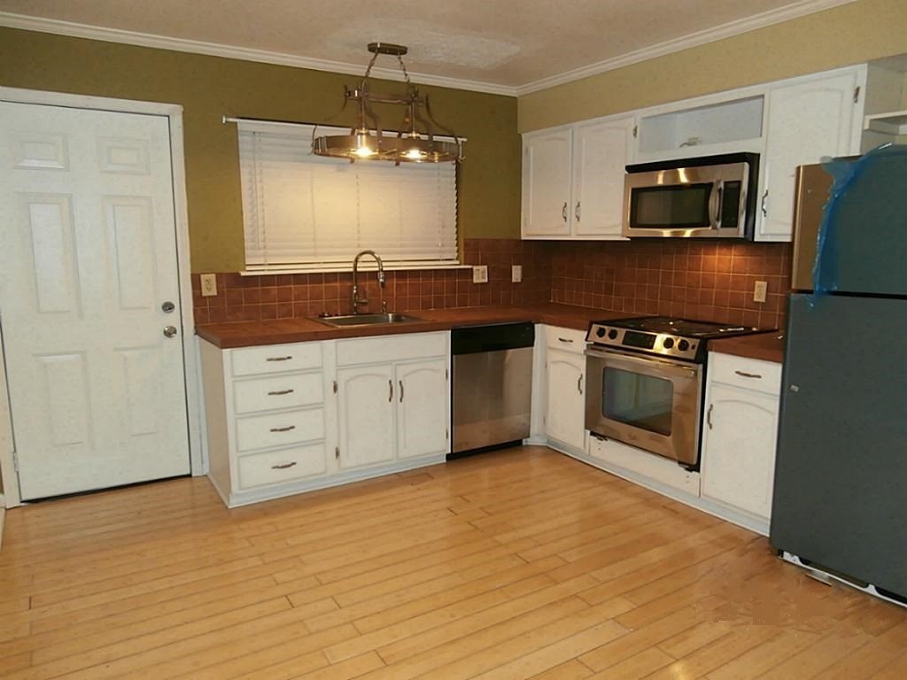 6401 Deihl 905 Property Photo 1