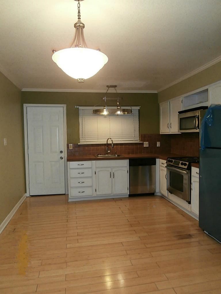 6401 Deihl 905 Property Photo 3