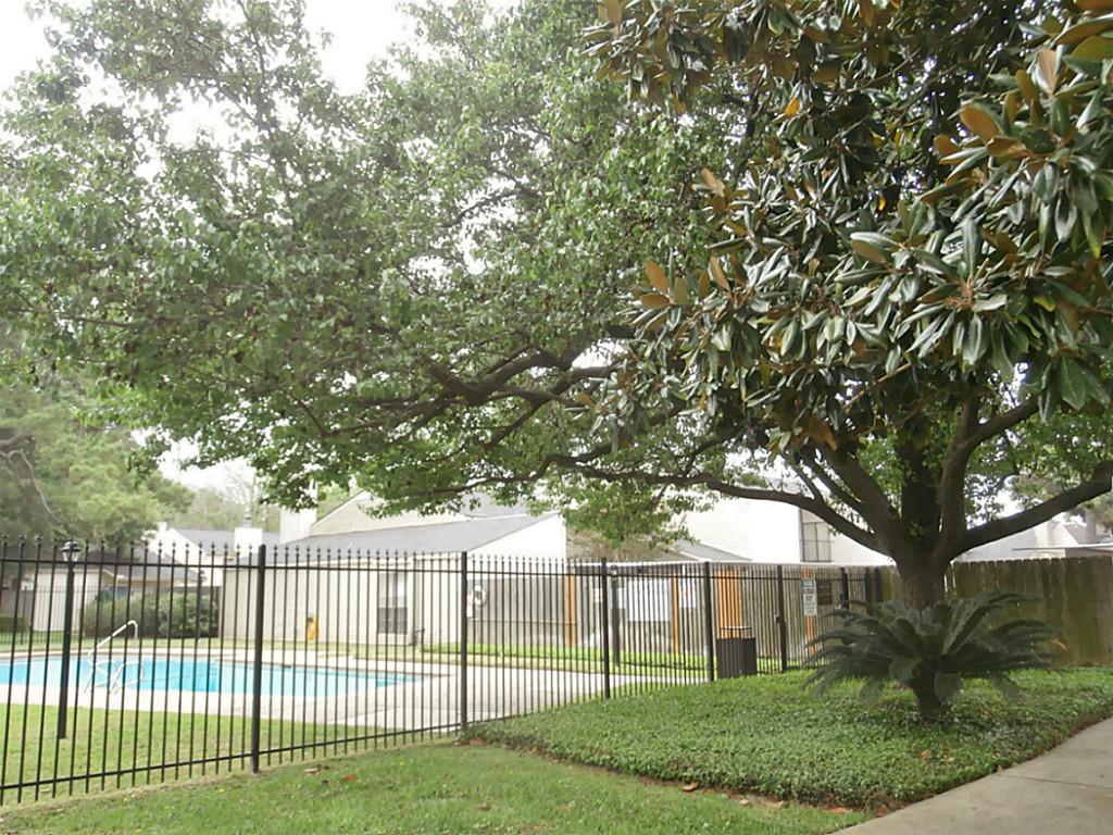 6401 Deihl 905 Property Photo 24