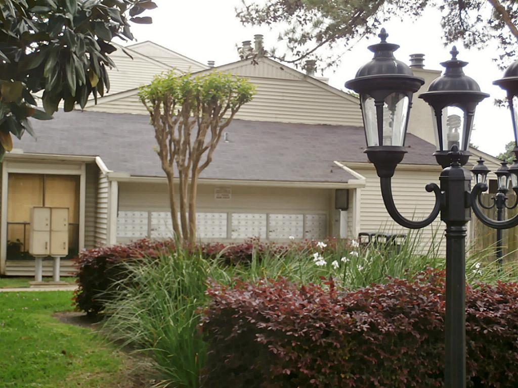 6401 Deihl 905 Property Photo 29
