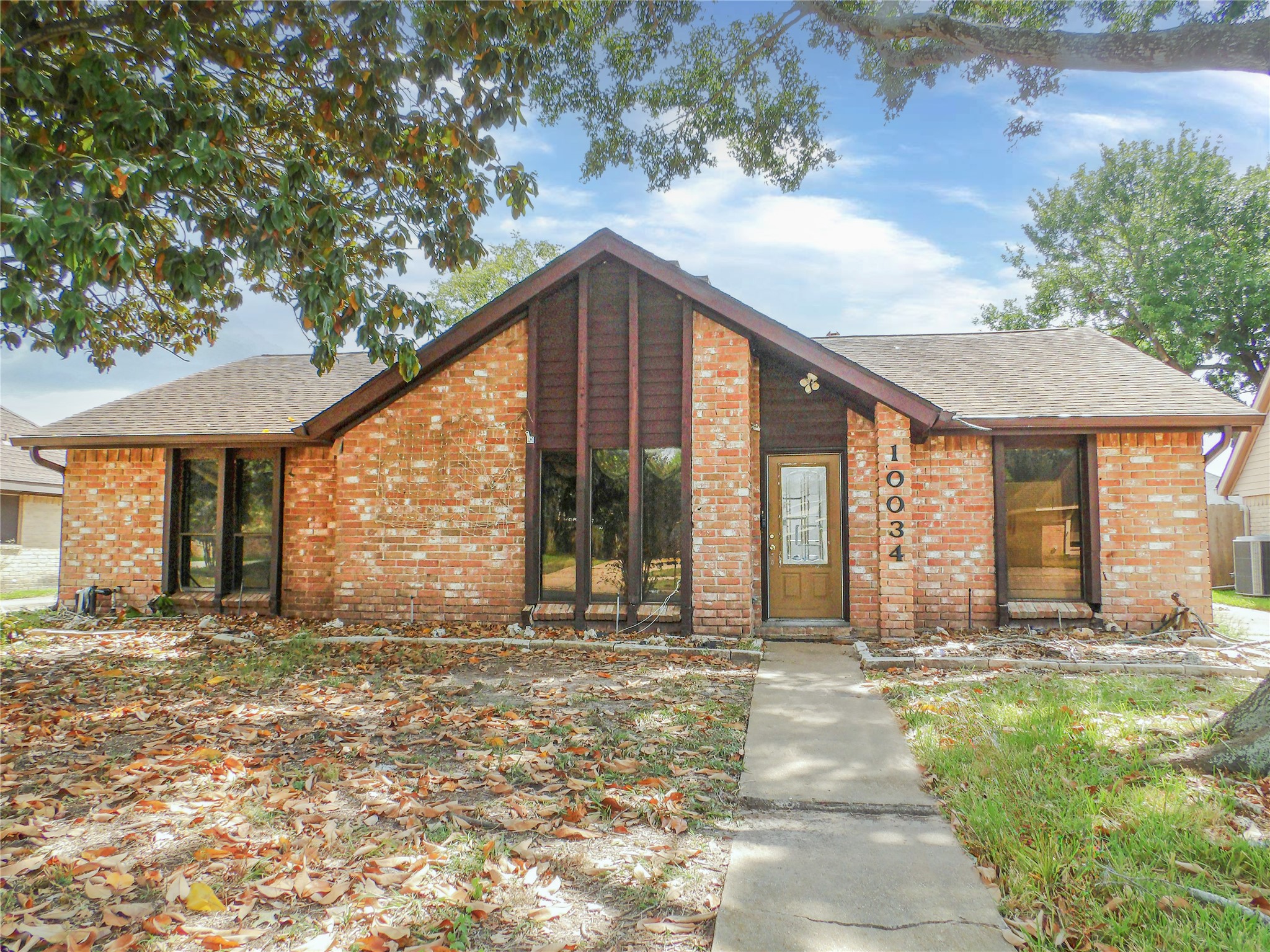 10034 Sageglow Drive Property Photo 1