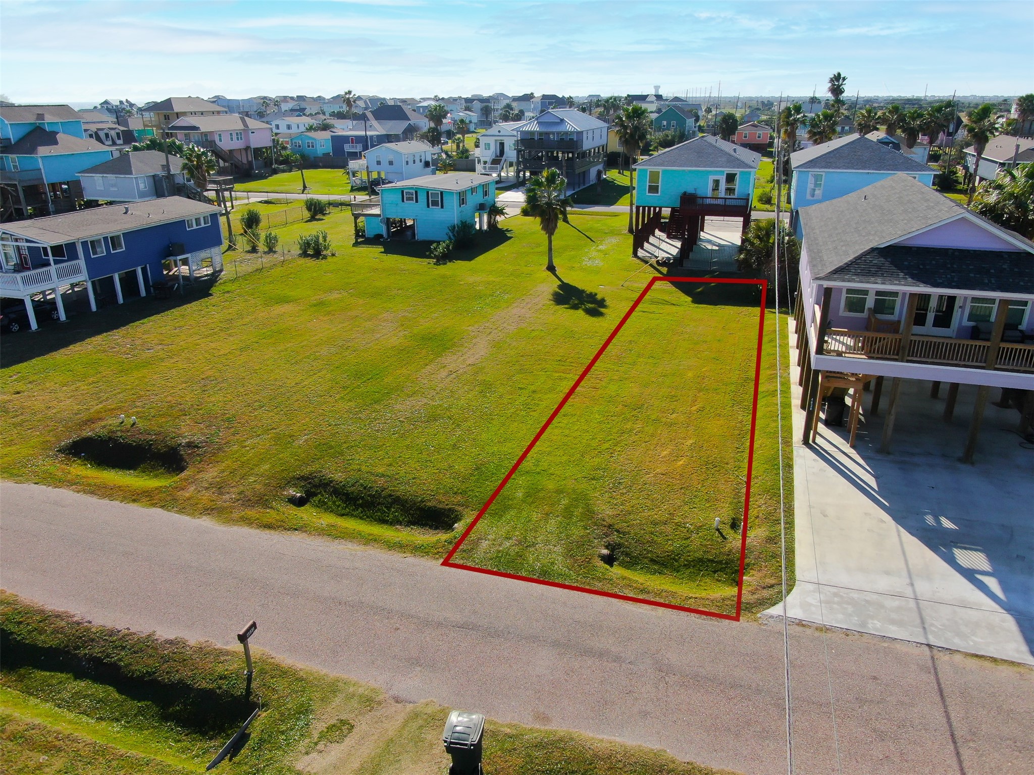 4024a Surf Drive Property Photo 1