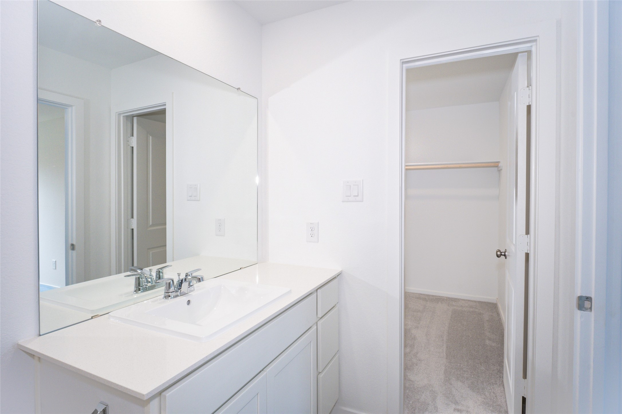 15724 Plum Brook Drive Property Photo 19