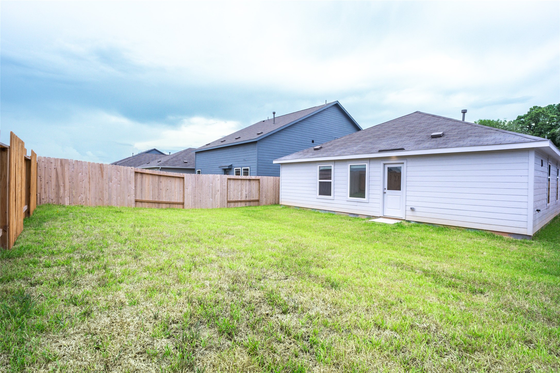 15724 Plum Brook Drive Property Photo 22
