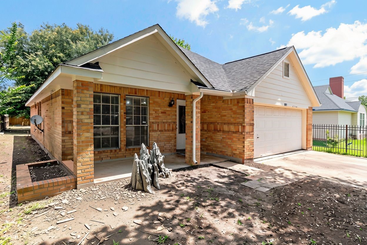 8003 Swiftwater Lane Property Photo 1