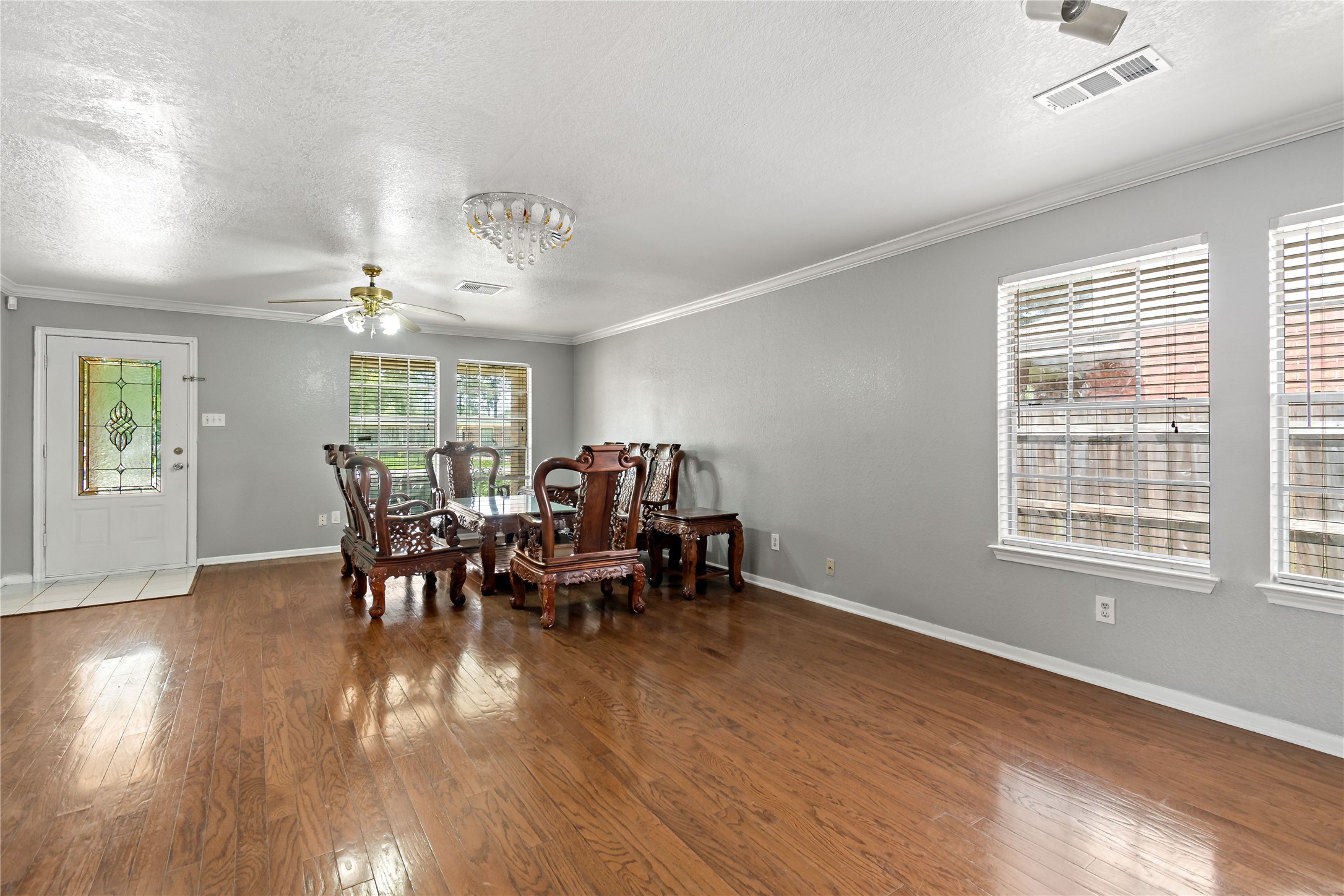 8003 Swiftwater Lane Property Photo 4