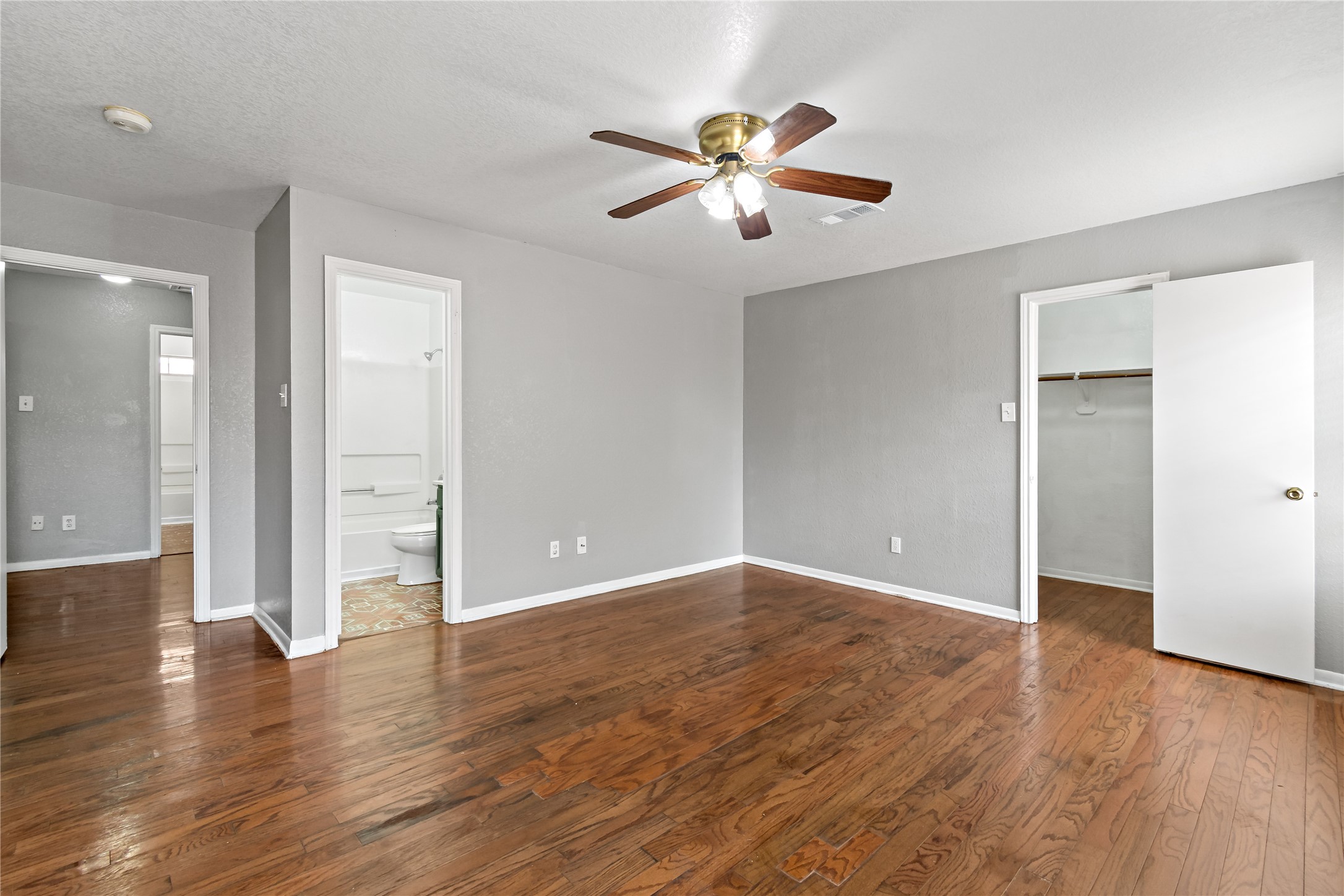 8003 Swiftwater Lane Property Photo 15