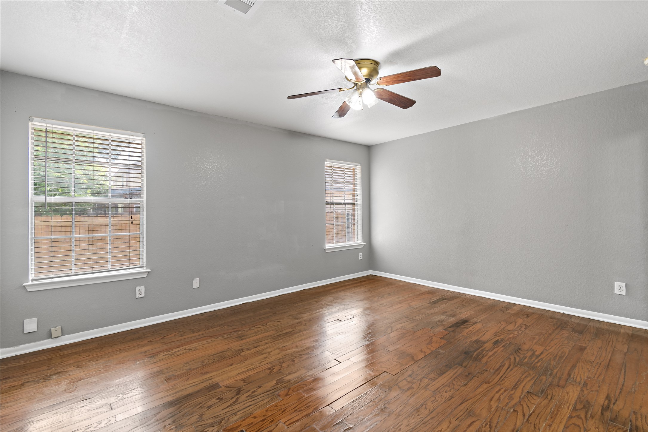 8003 Swiftwater Lane Property Photo 16