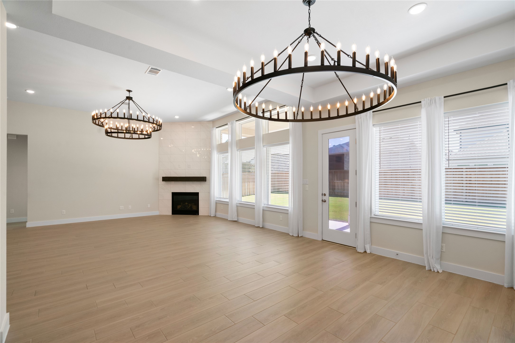 28058 Willow Glen Drive Property Photo 12