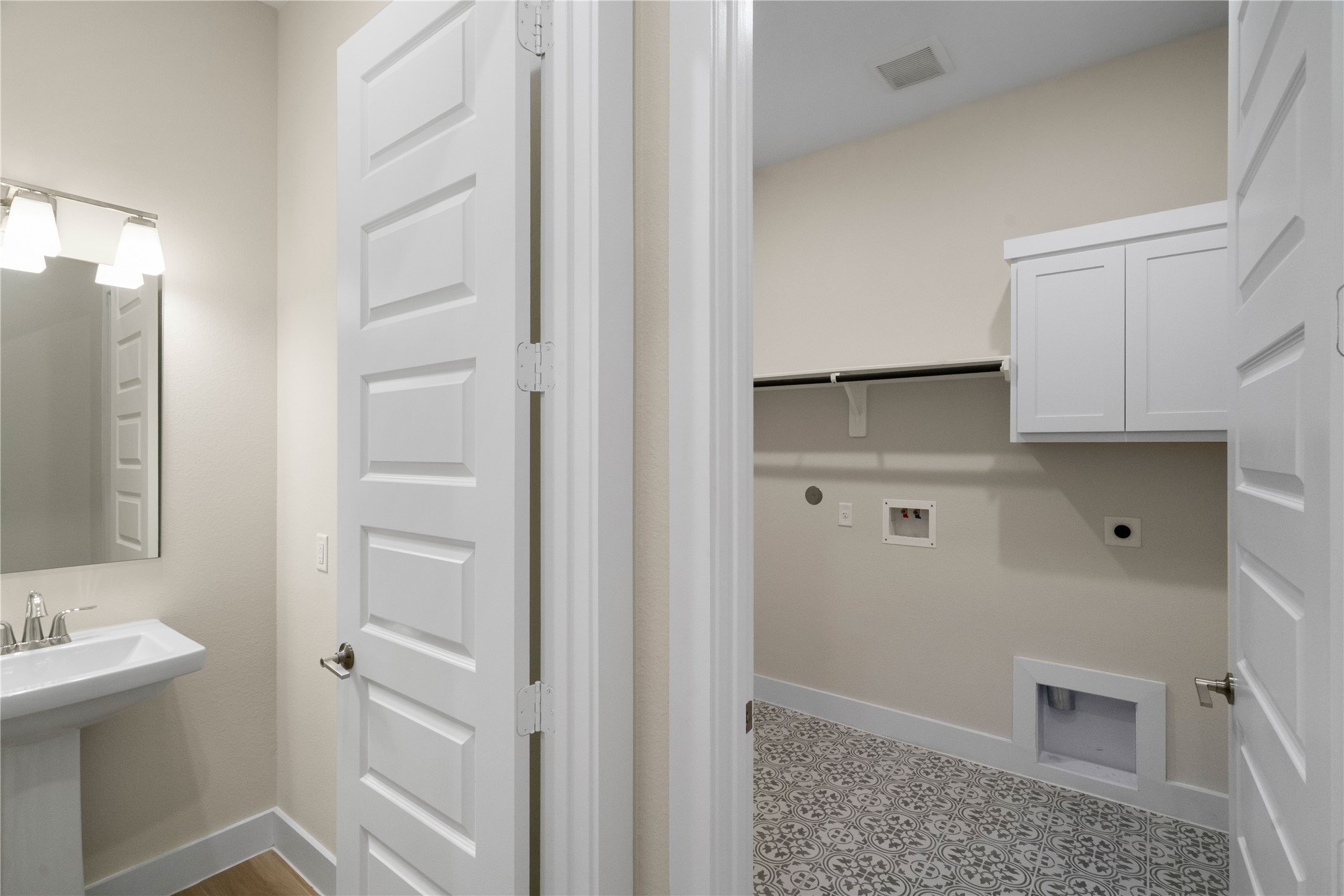 28058 Willow Glen Drive Property Photo 21