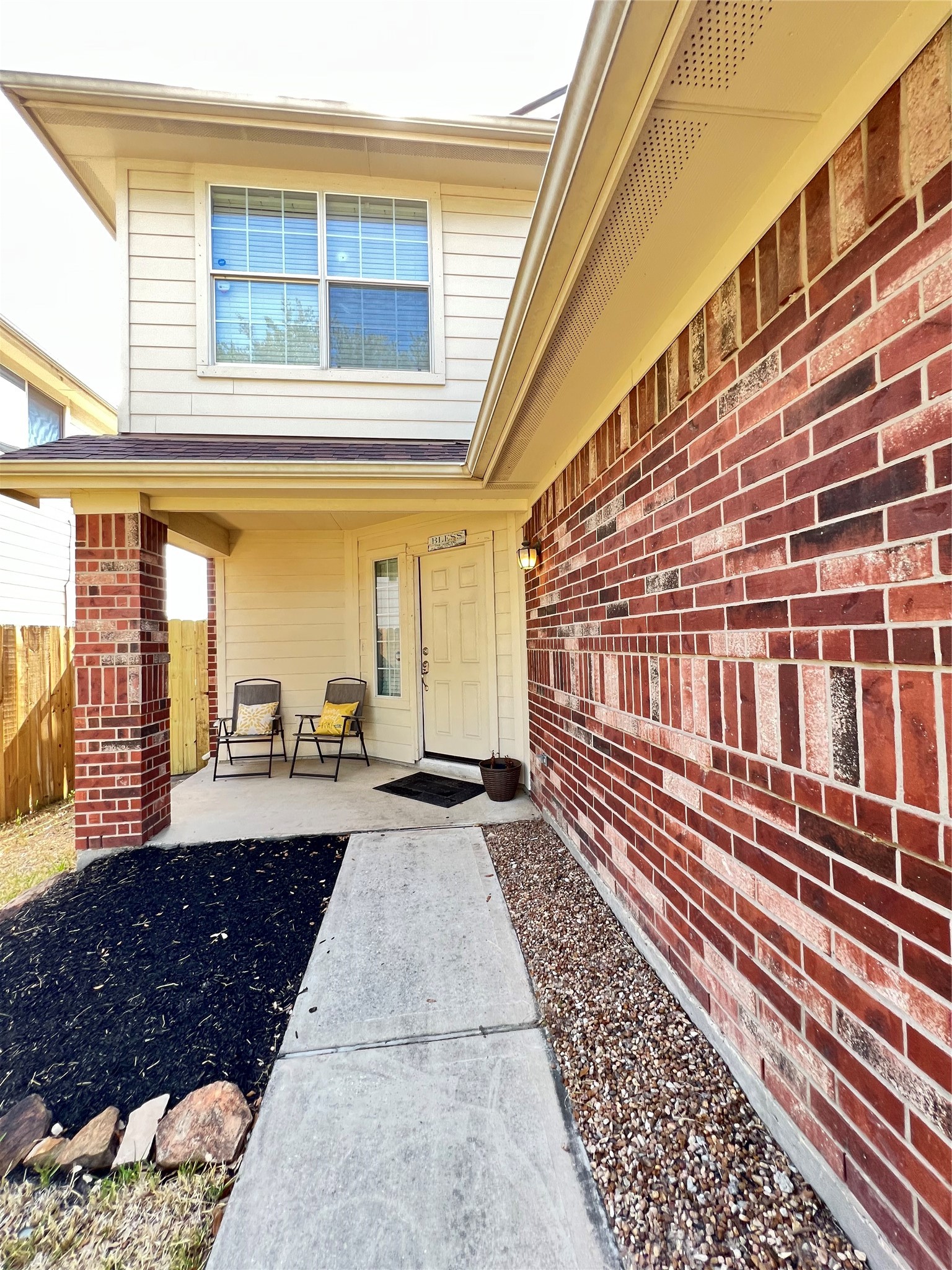 20035 Oland Way Property Photo 3