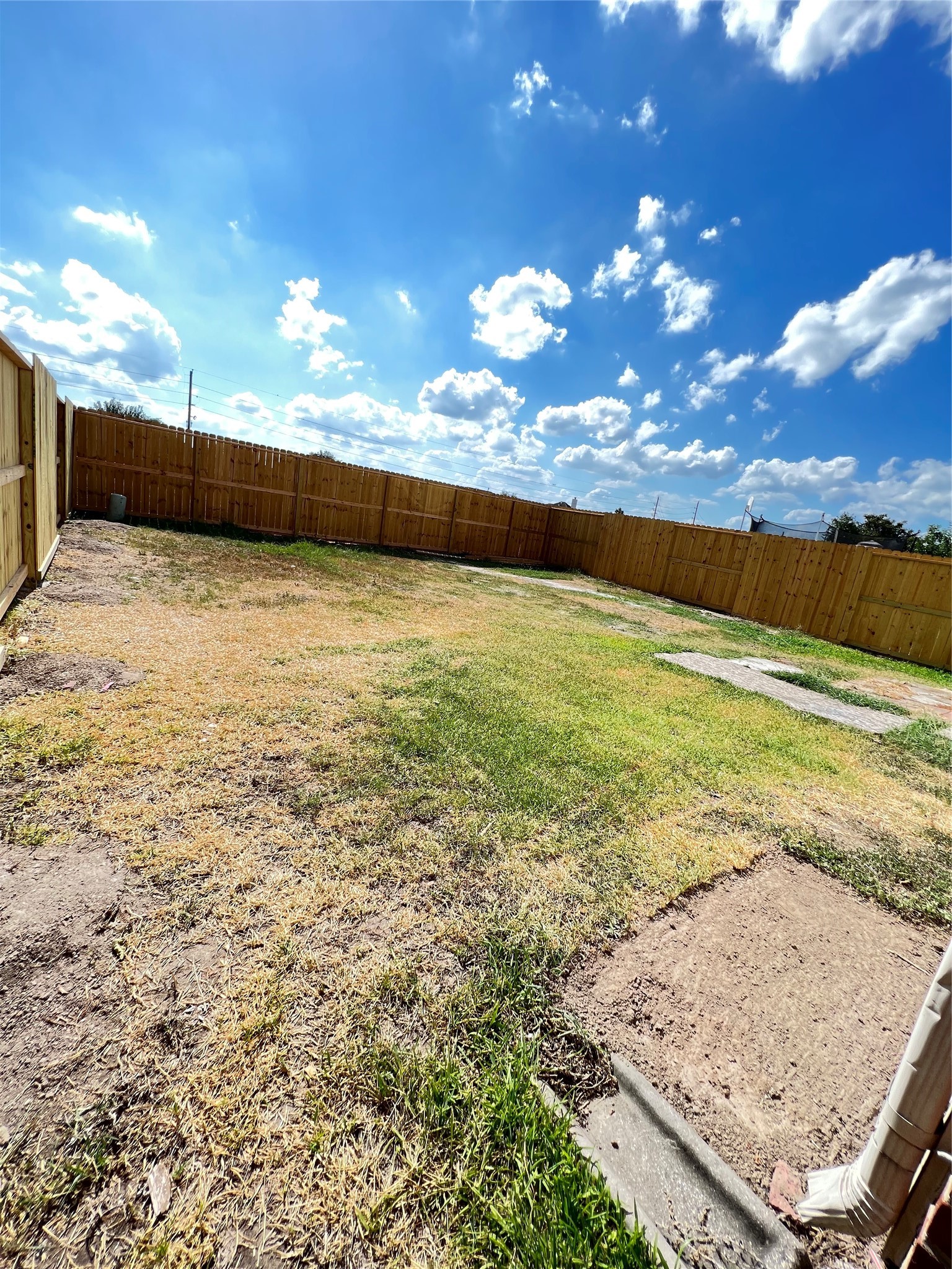 20035 Oland Way Property Photo 11