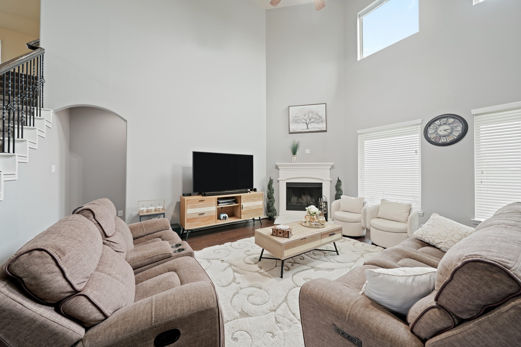 4526 Selwyn Road Property Photo 13
