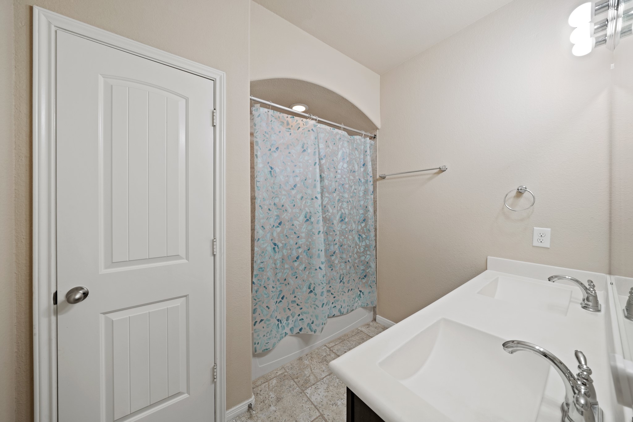 4526 Selwyn Road Property Photo 29