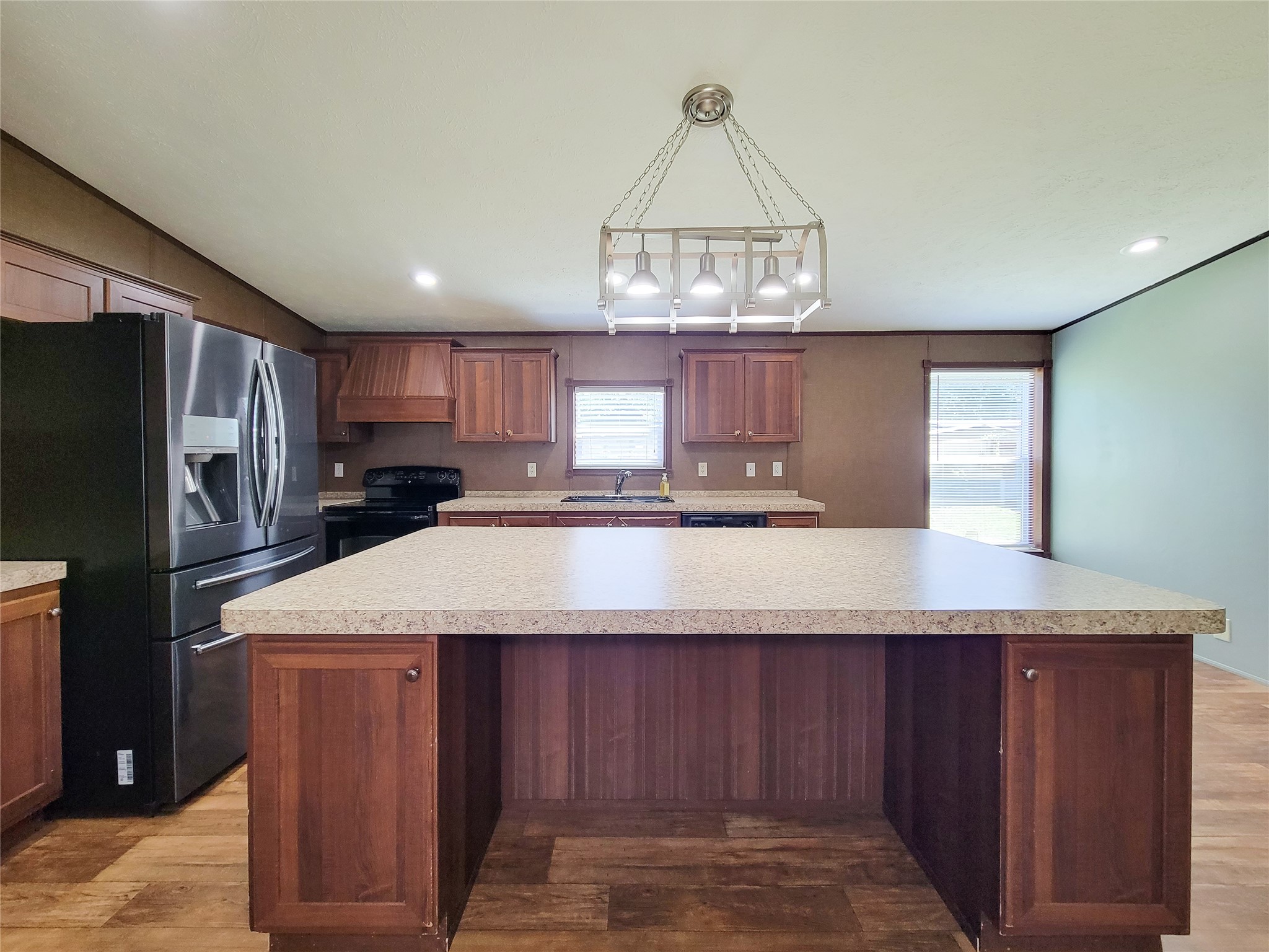 26806 N Marek Lane Property Photo 6