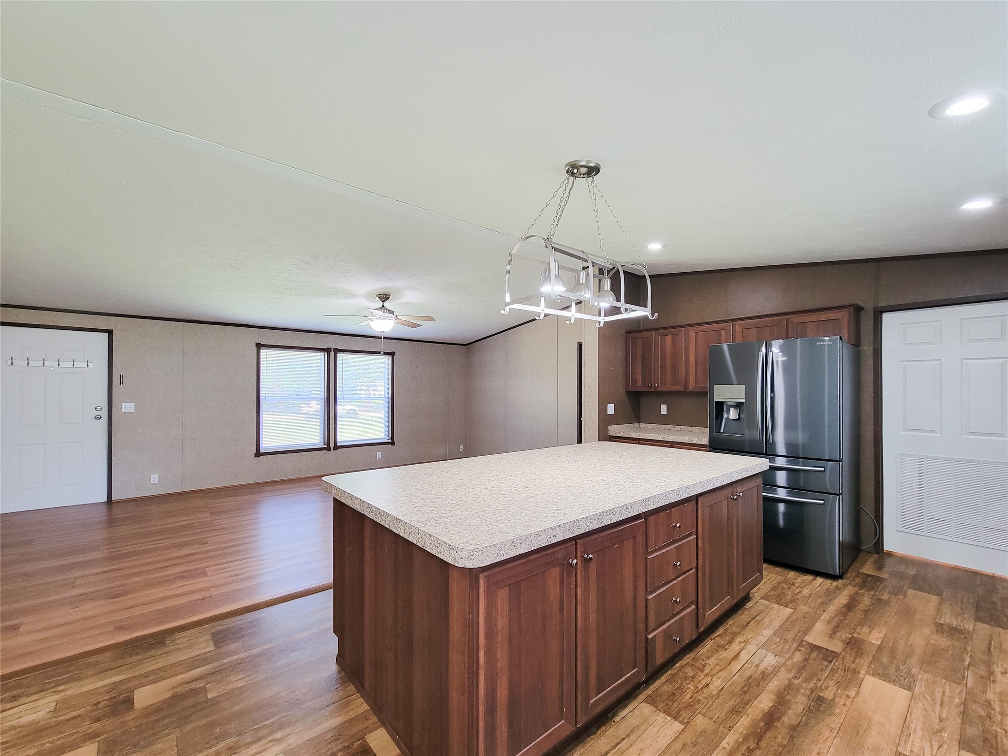 26806 N Marek Lane Property Photo 11