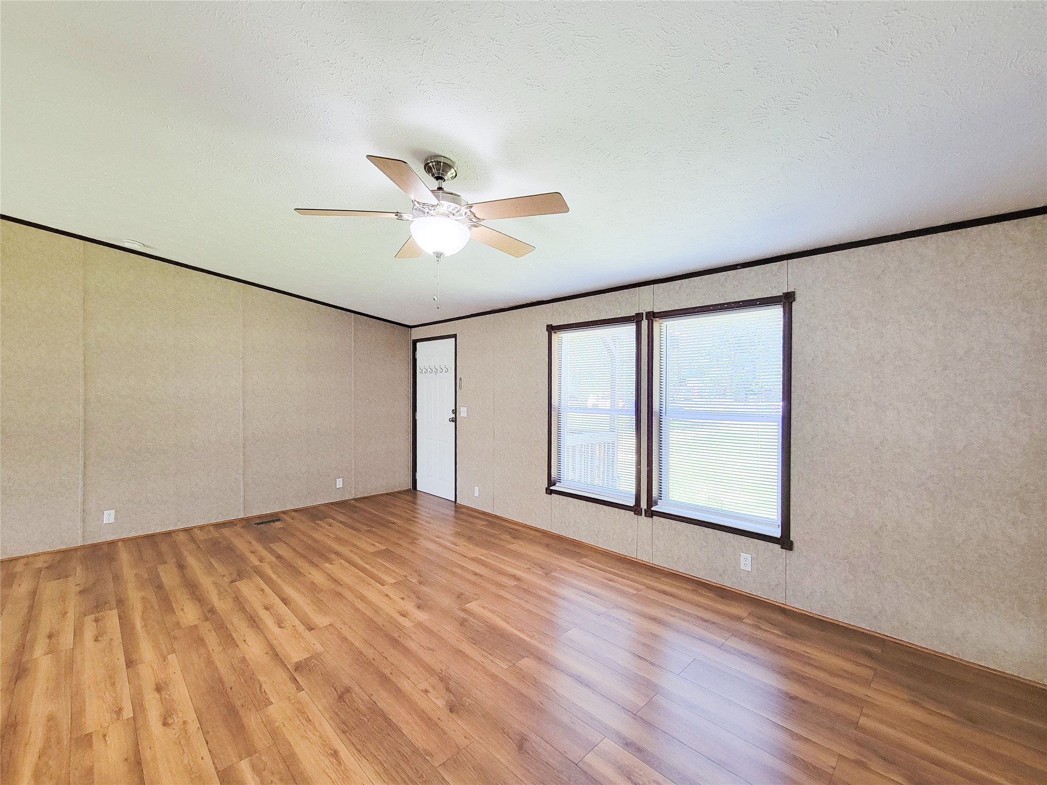 26806 N Marek Lane Property Photo 15