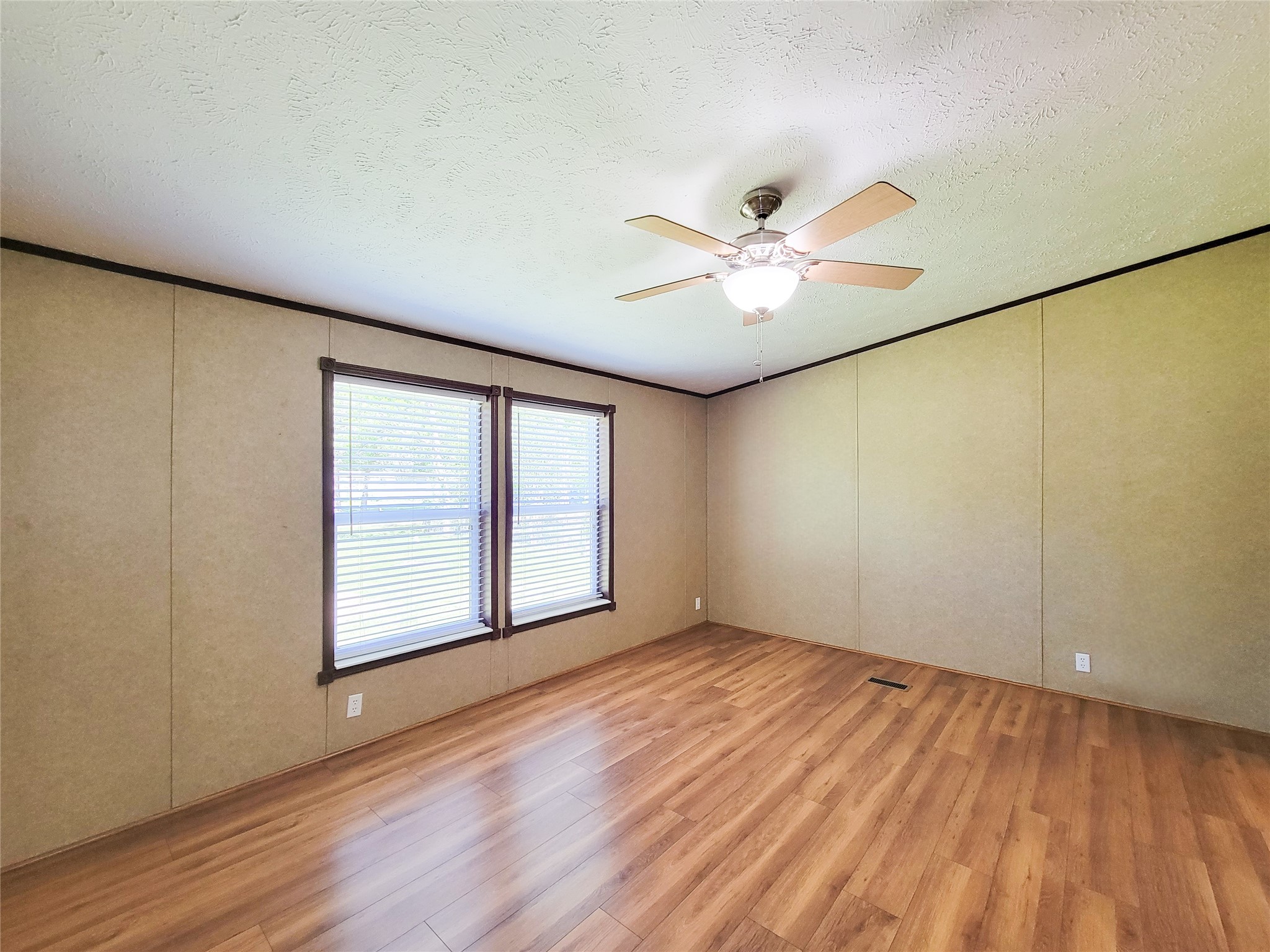 26806 N Marek Lane Property Photo 17