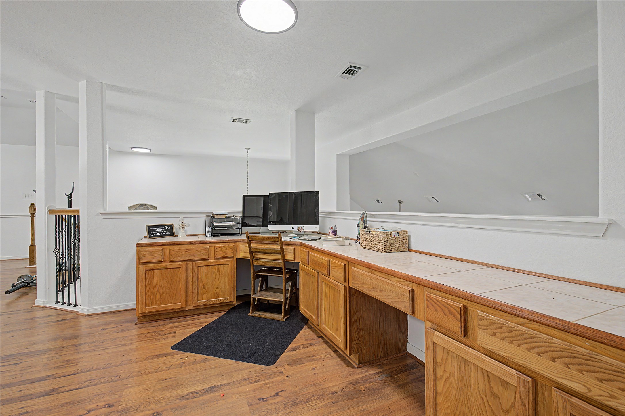 203 Mapleleaf Street Property Photo 25