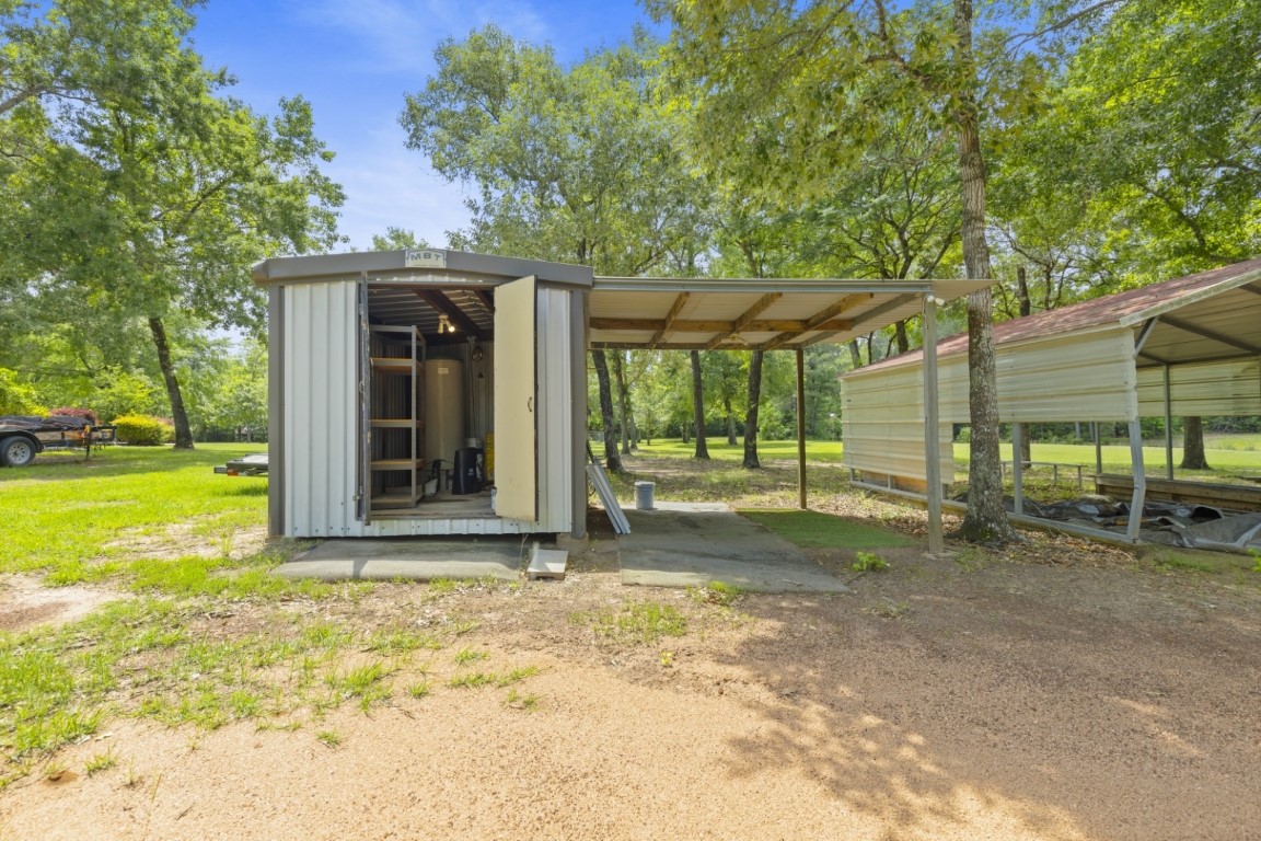 203 Mapleleaf Street Property Photo 44