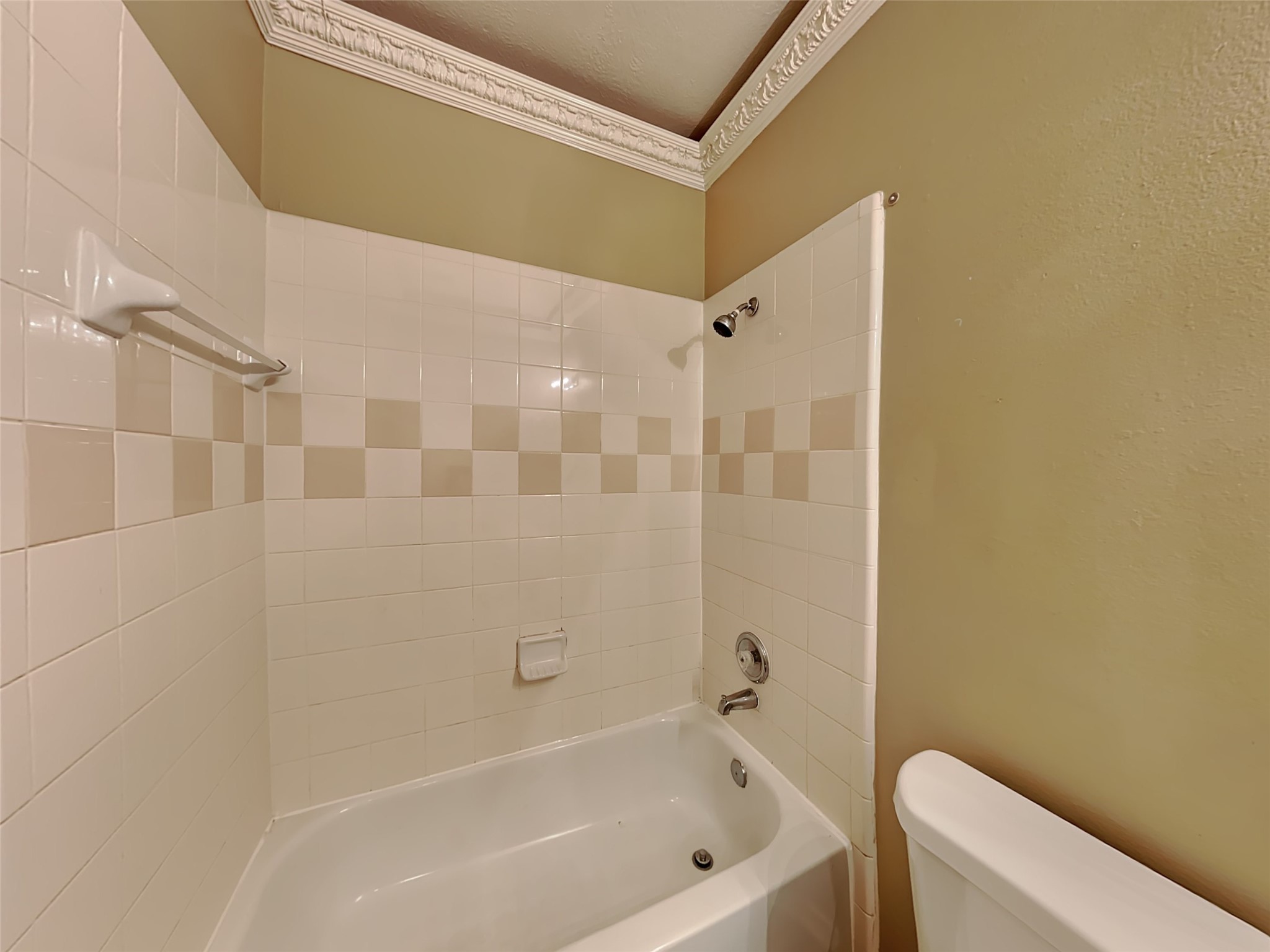 1835 Manor Drive Property Photo 17