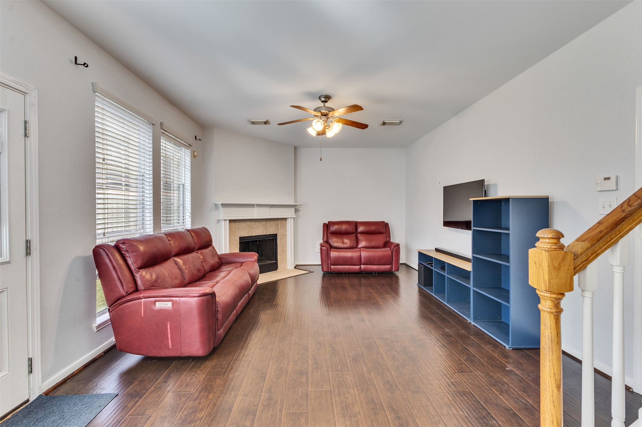 2303 Megellan Point Ln Lane Property Photo 13