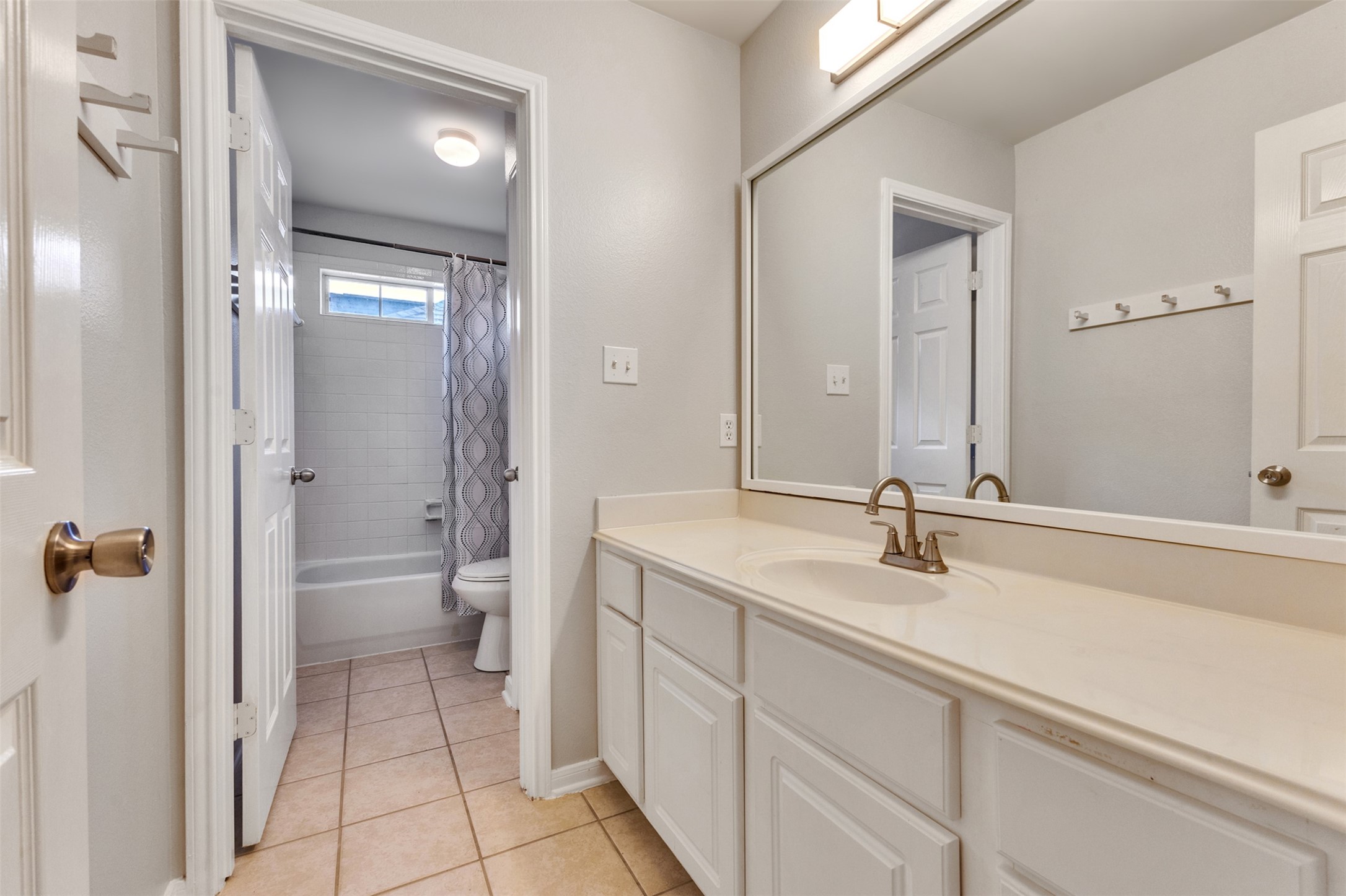 2303 Megellan Point Ln Lane Property Photo 25