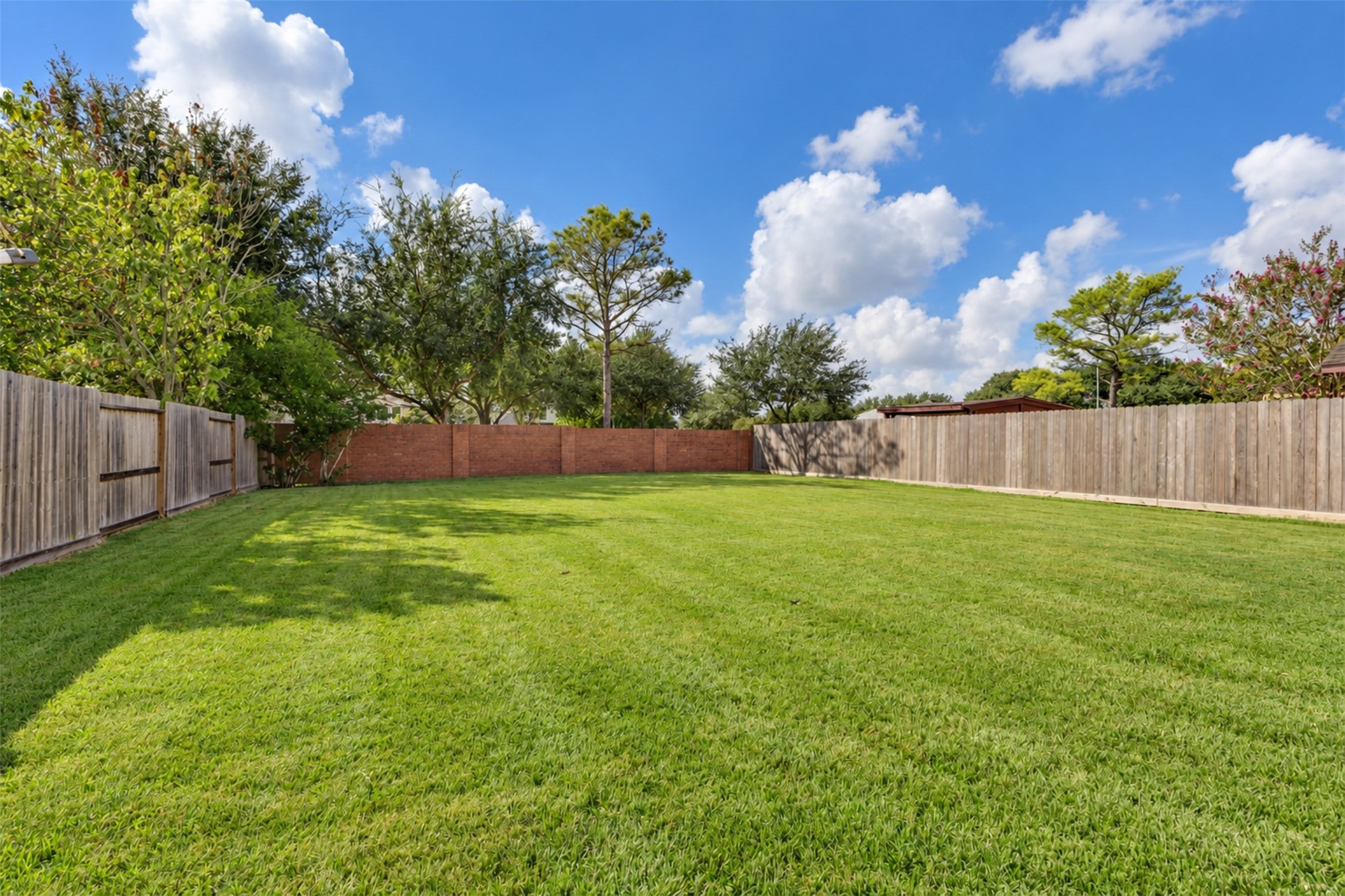 2303 Megellan Point Ln Lane Property Photo 27