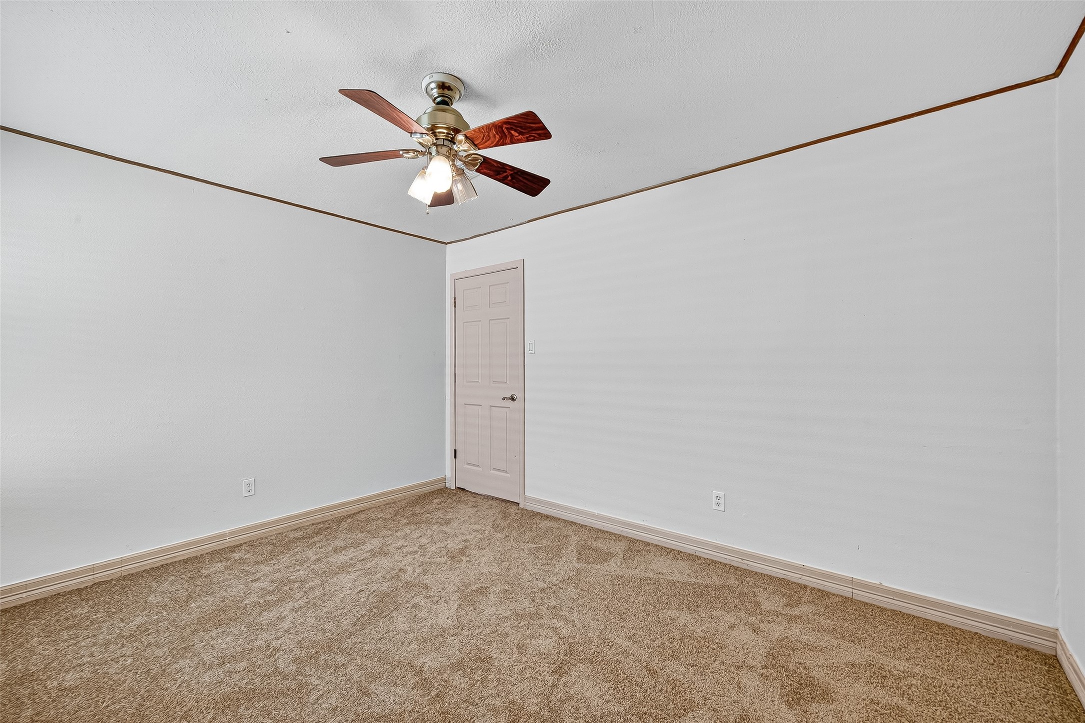 3258 Meadway Drive Property Photo 28