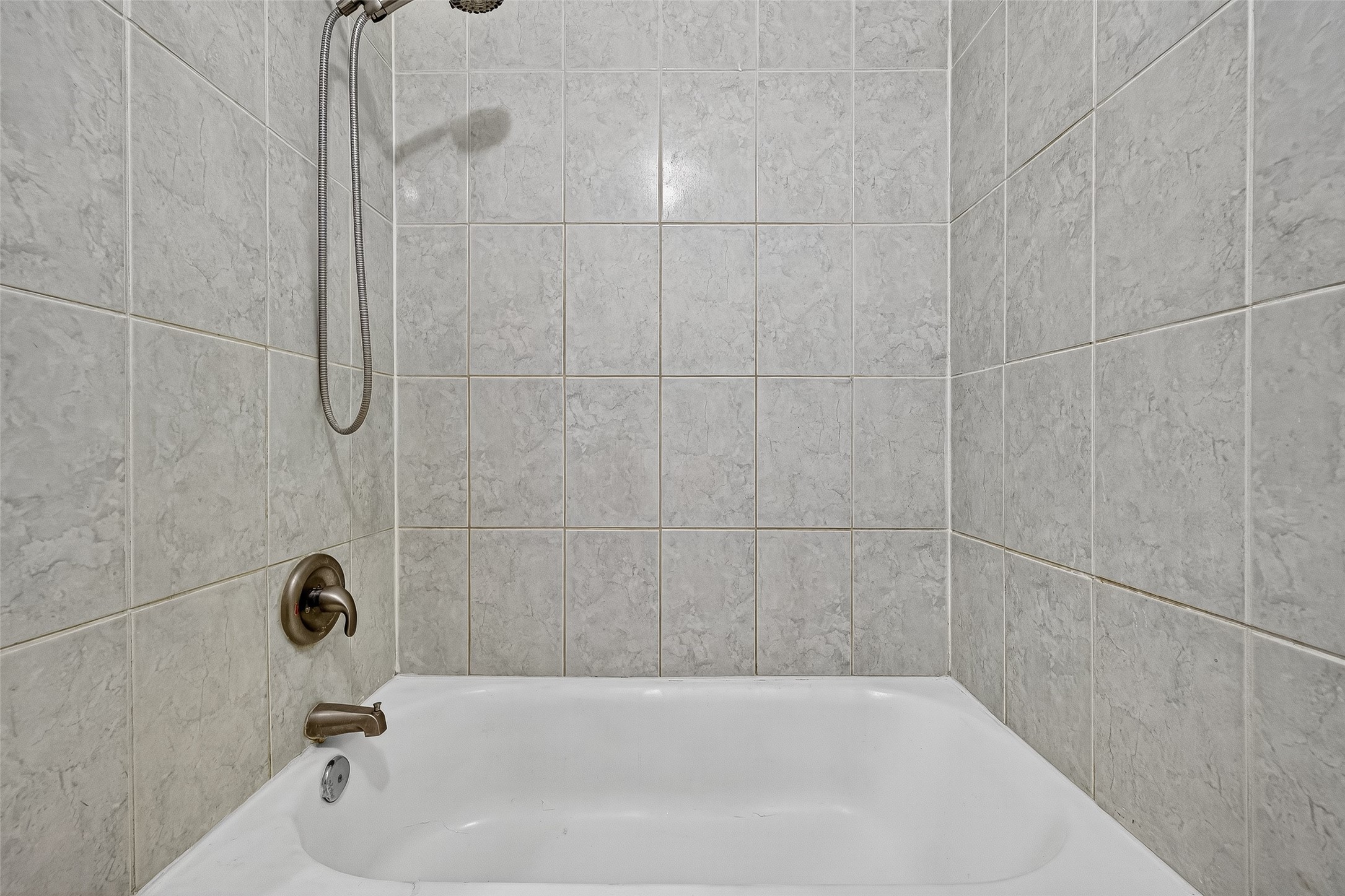3258 Meadway Drive Property Photo 32
