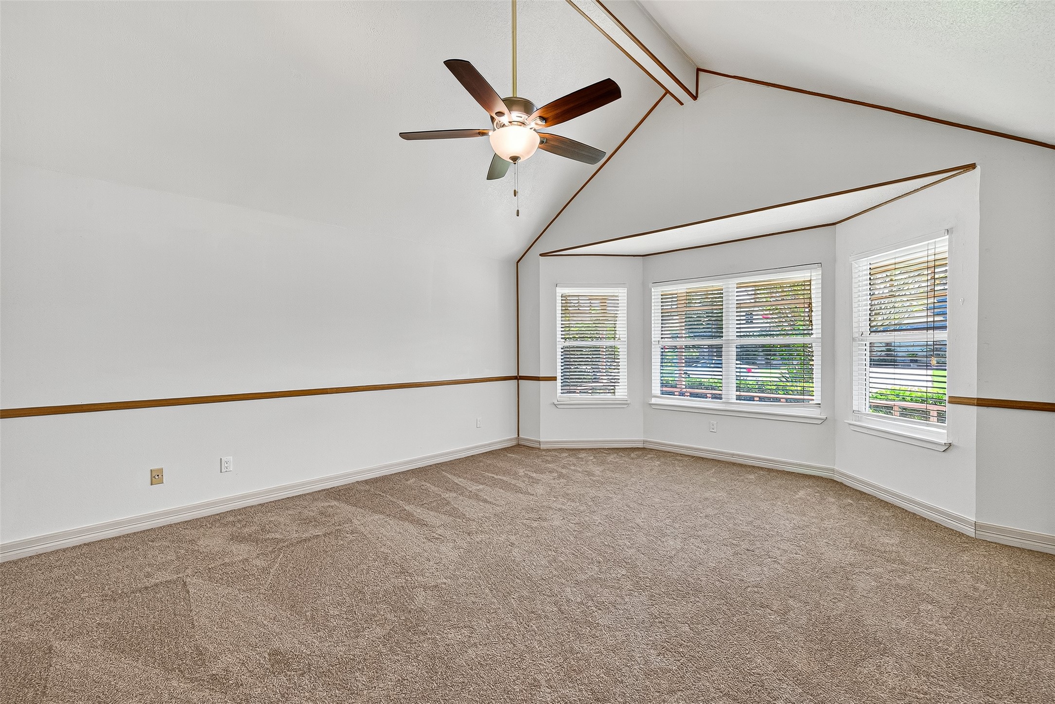 3258 Meadway Drive Property Photo 37
